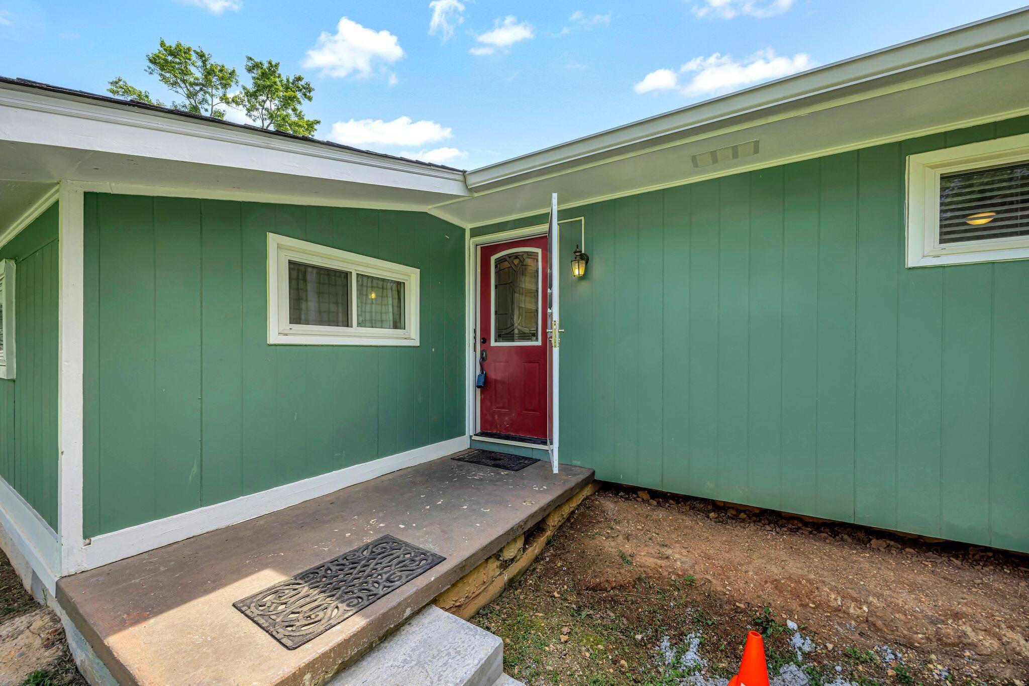 1331 Cloverdale Circle