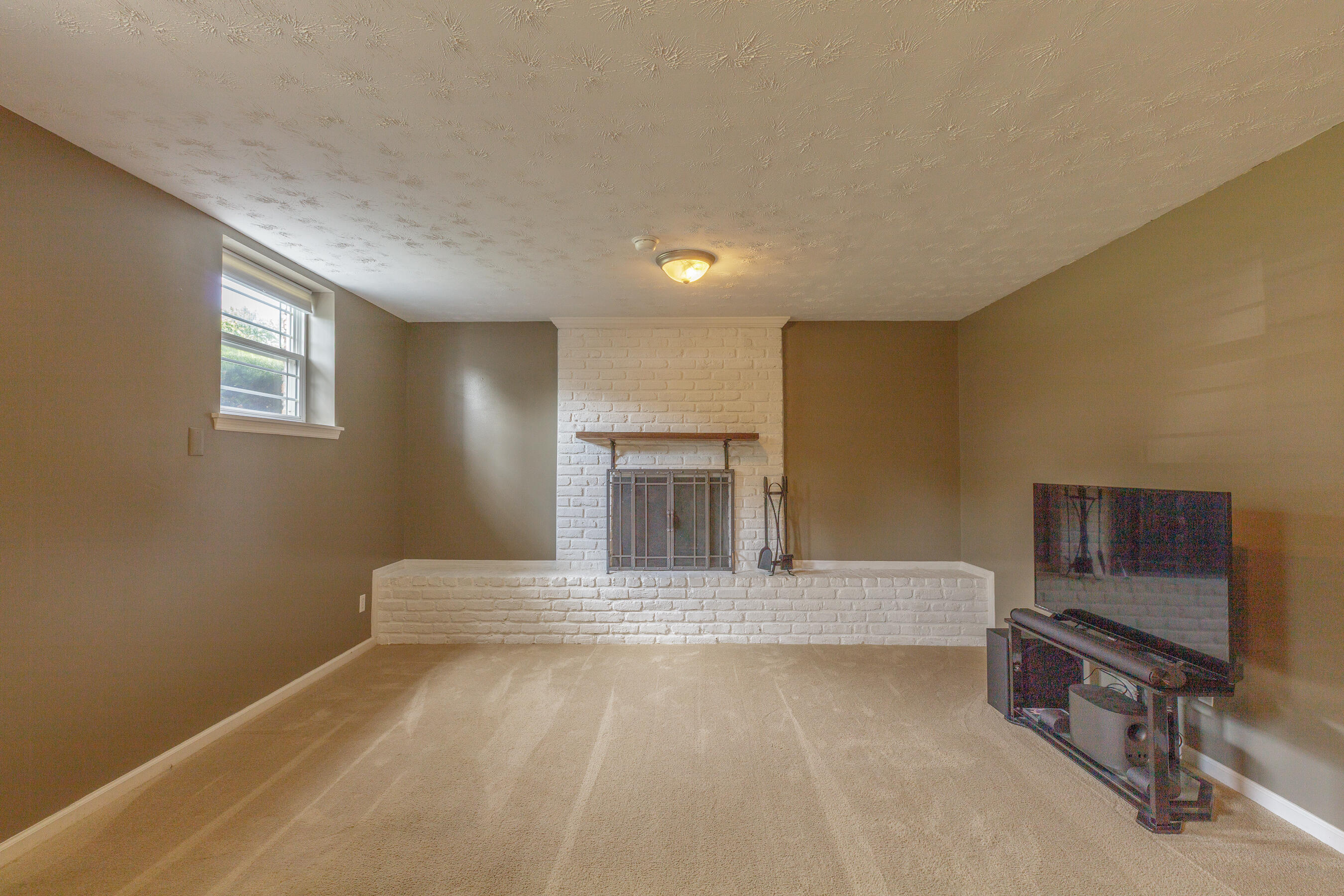 4873 Lone Hill Road