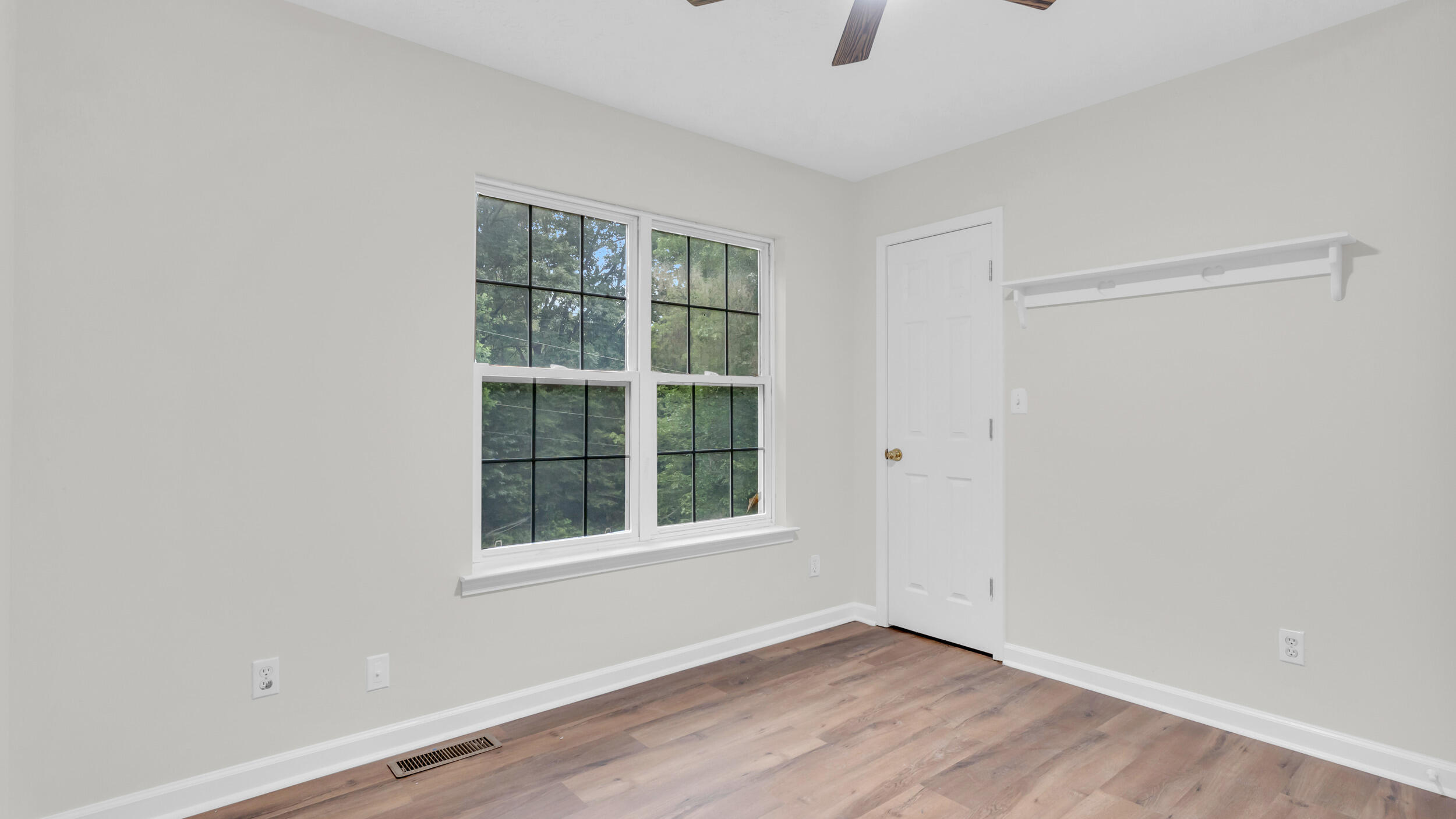 607 Gregory Lane, LaFayette