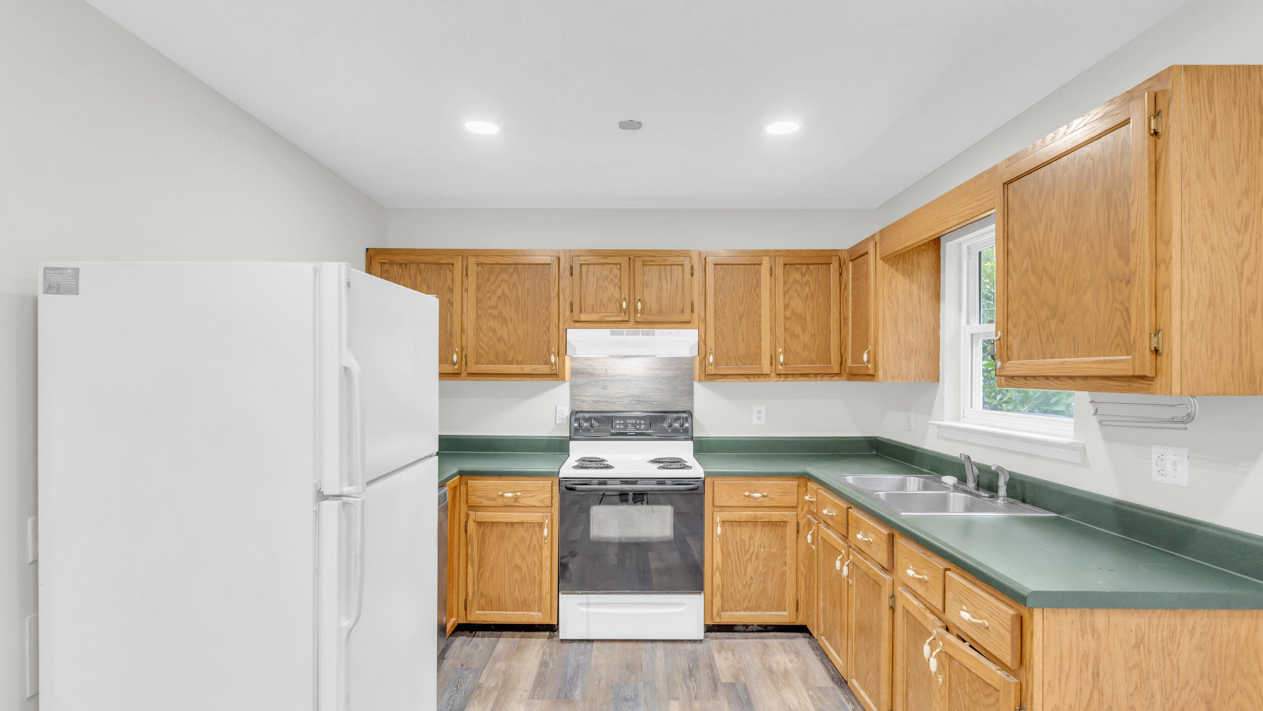 607 Gregory Lane, LaFayette
