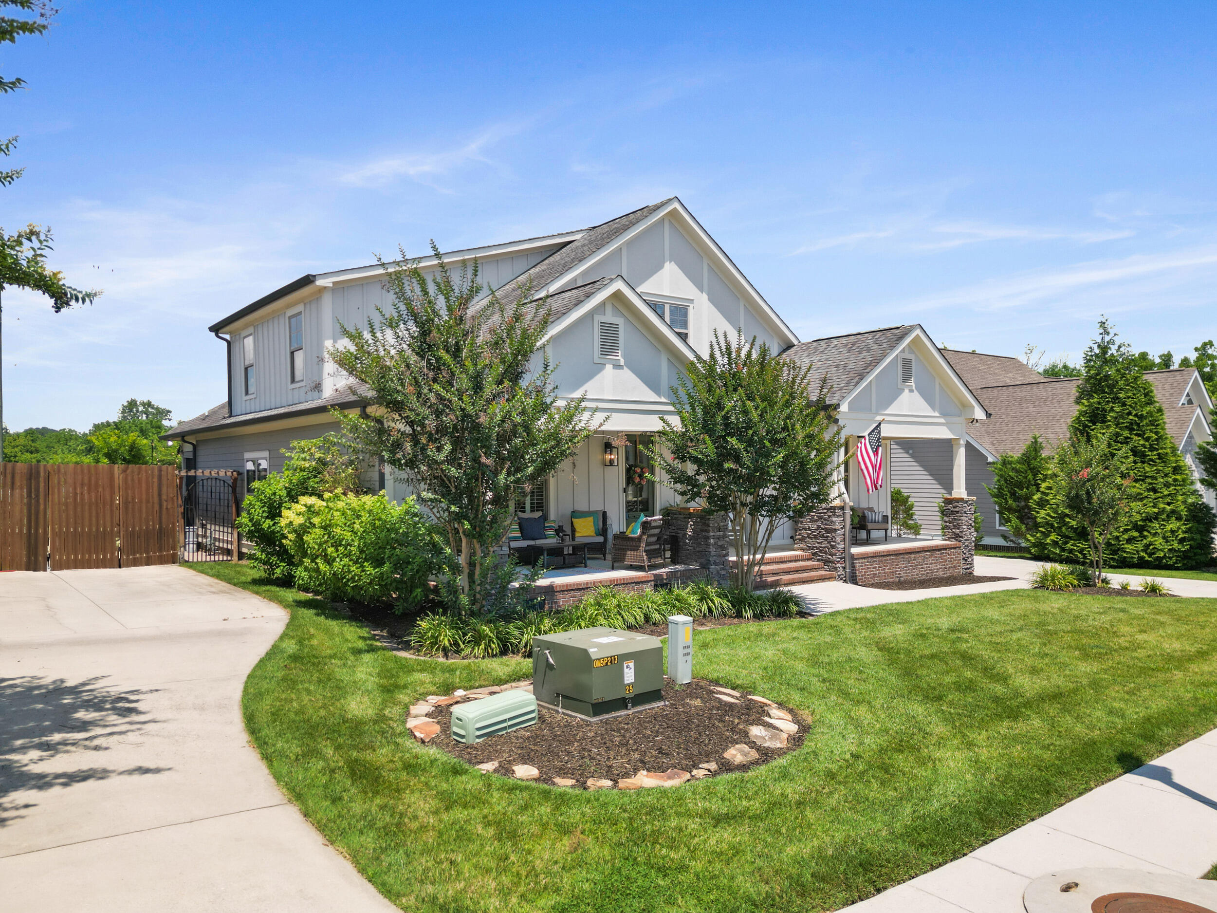 3528 Morning Dew Cove