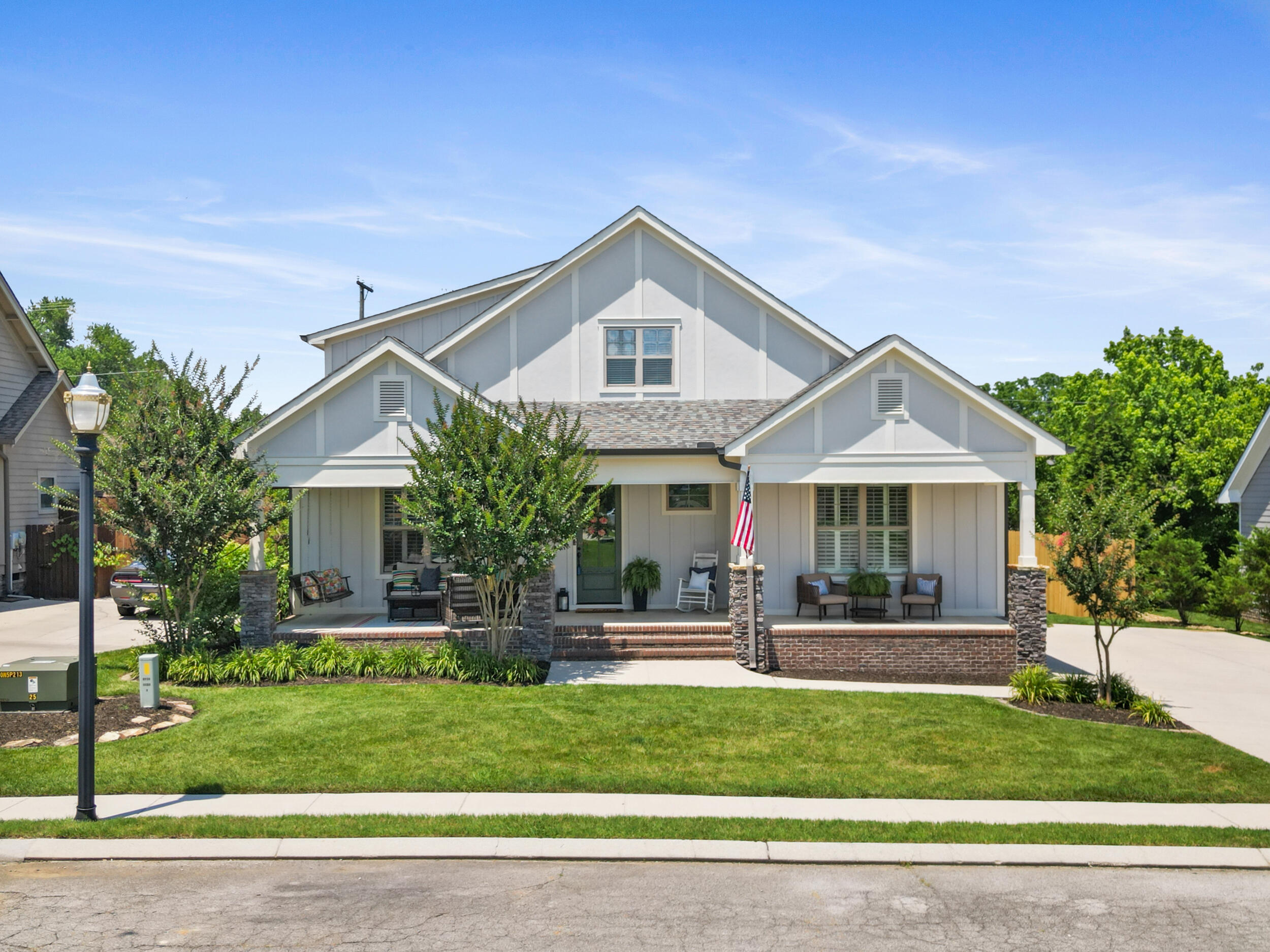 3528 Morning Dew Cove
