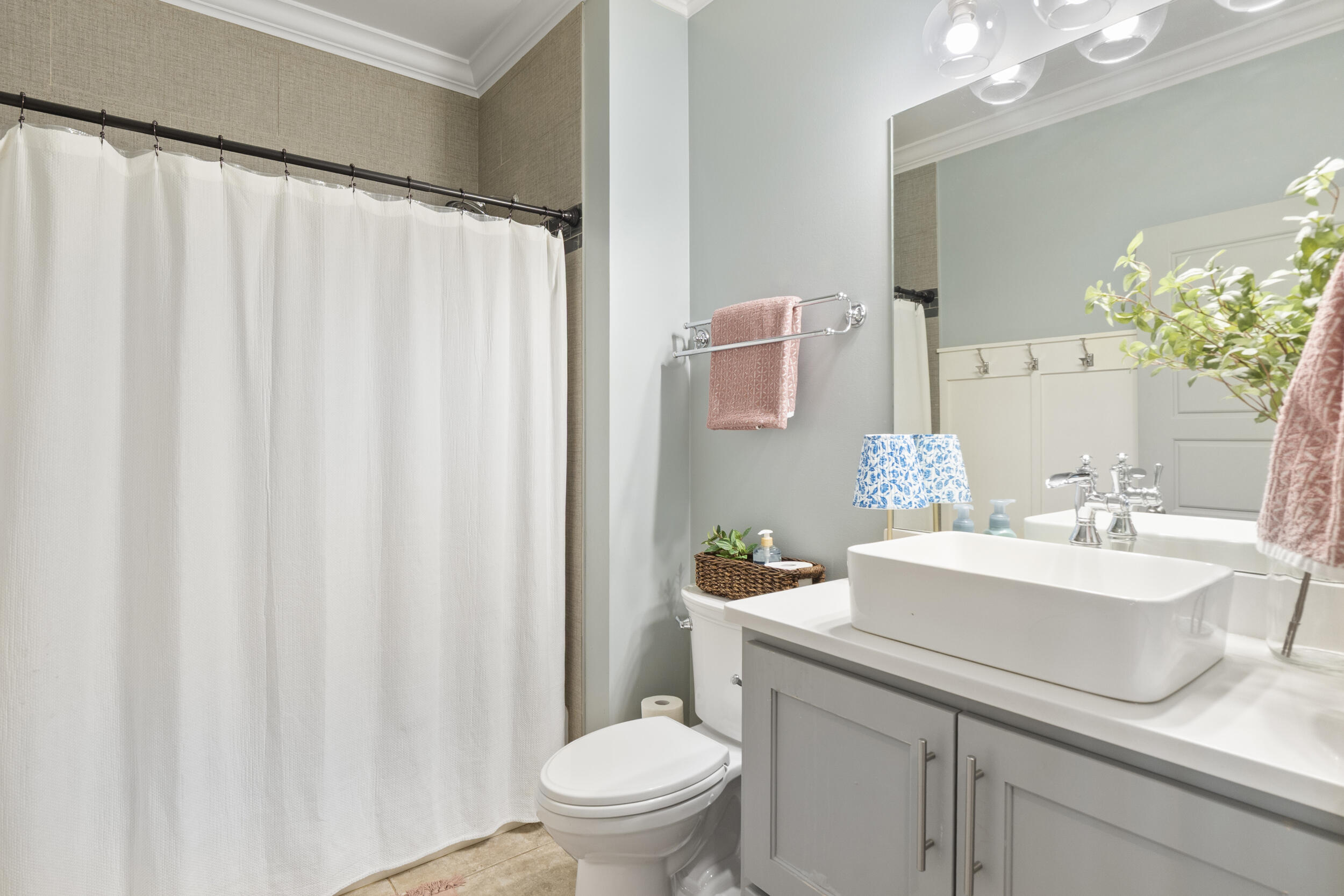 3528 Morning Dew Cove