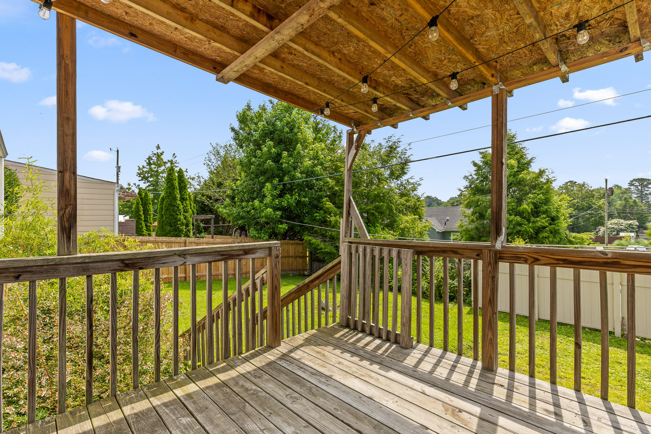 608 Maple Lane