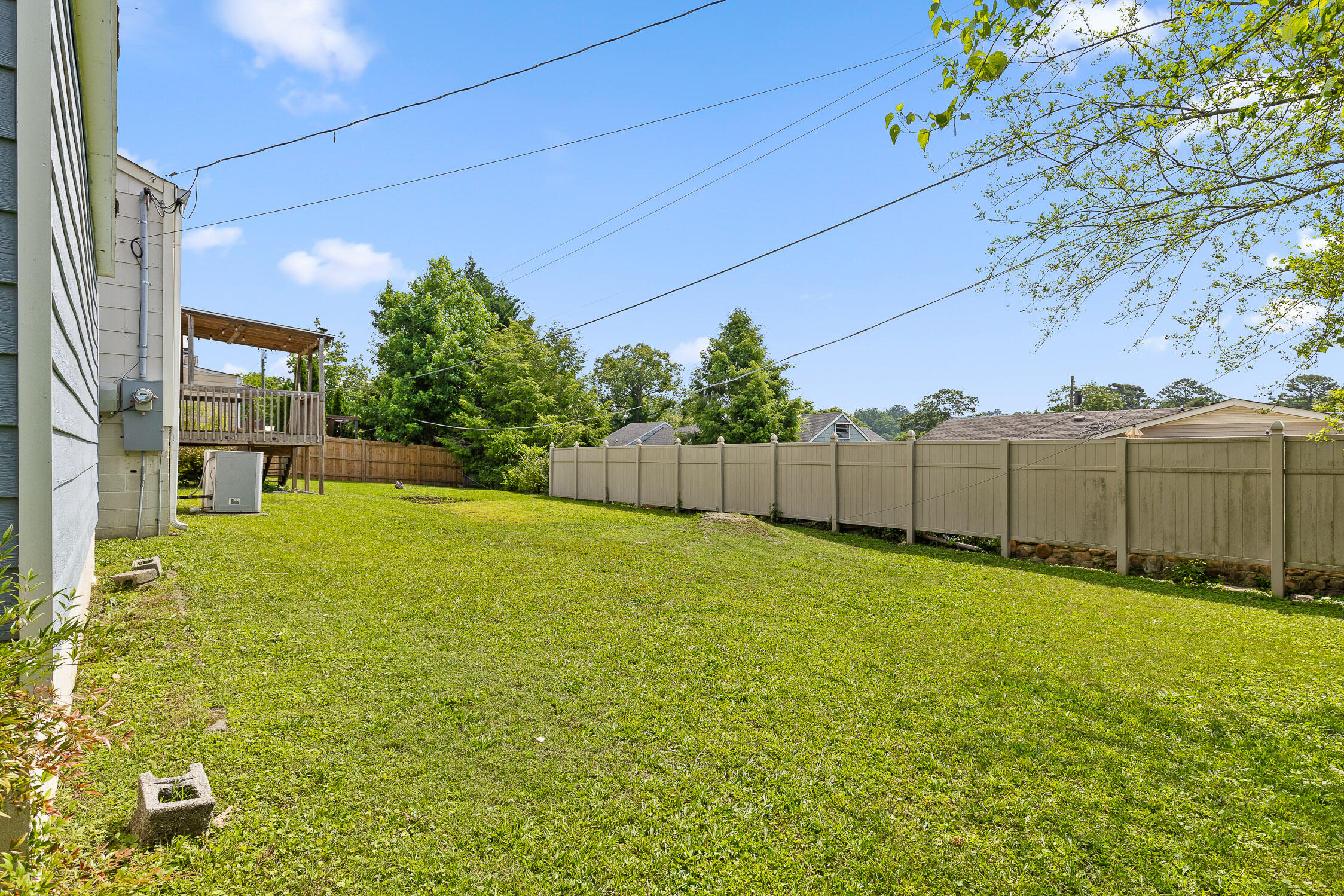 608 Maple Lane