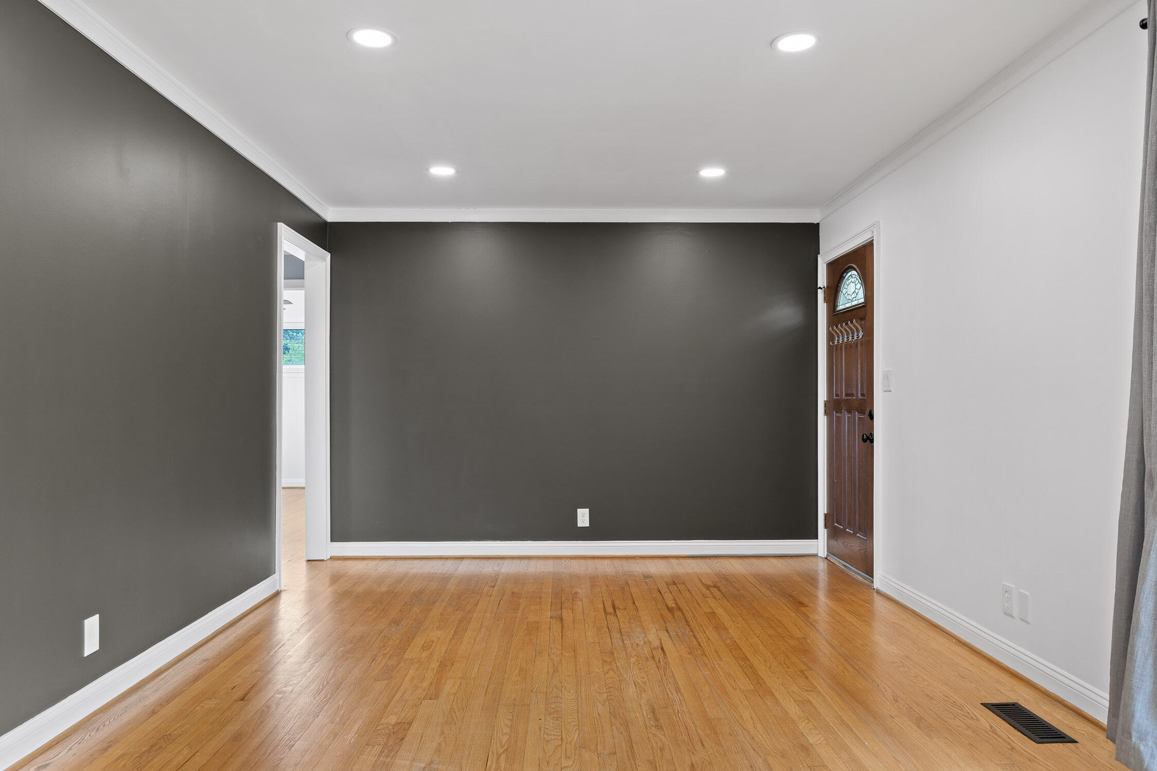 608 Maple Lane
