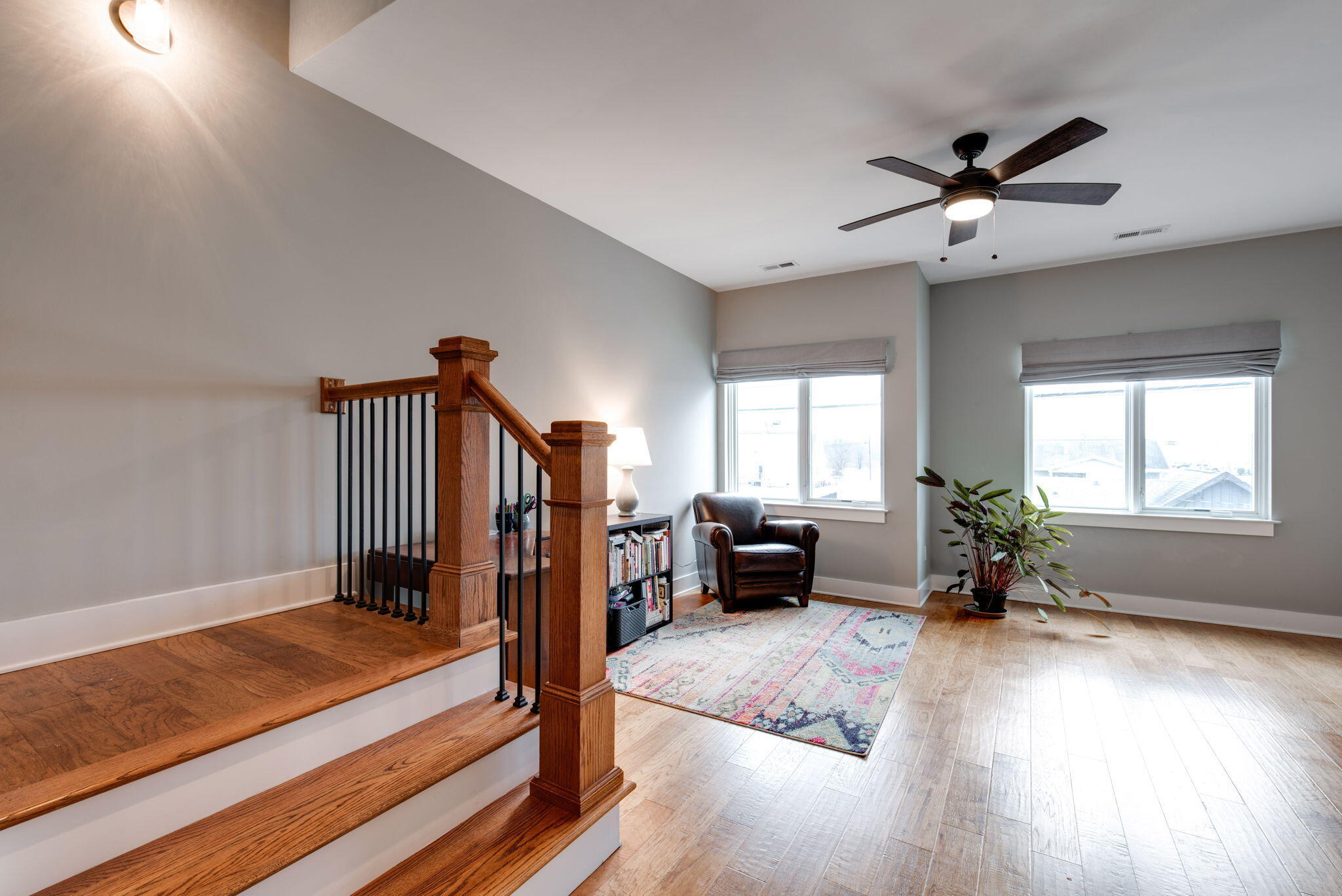 3089 Saint Elmo Avenue