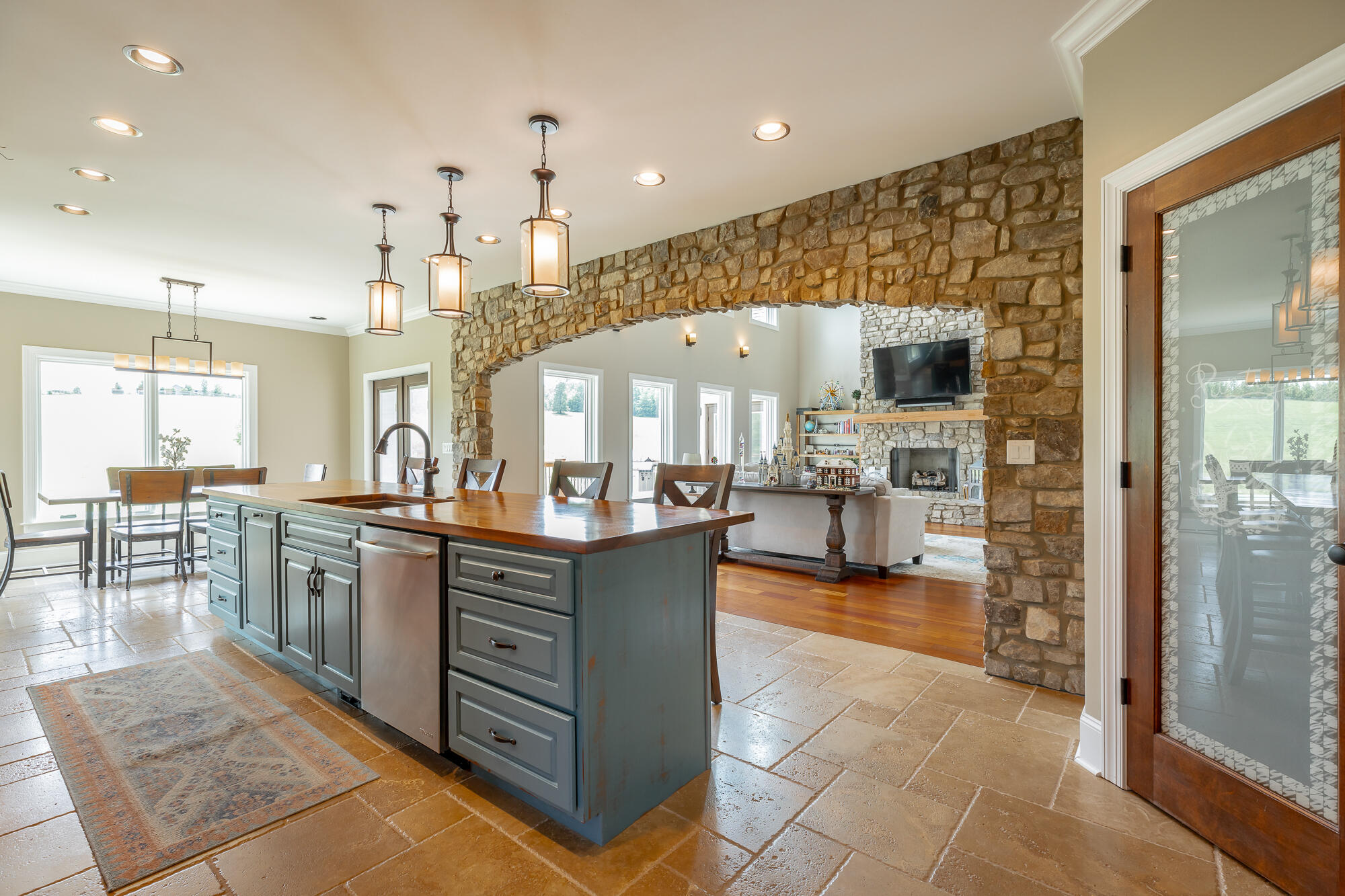 1524 Green Pond Road