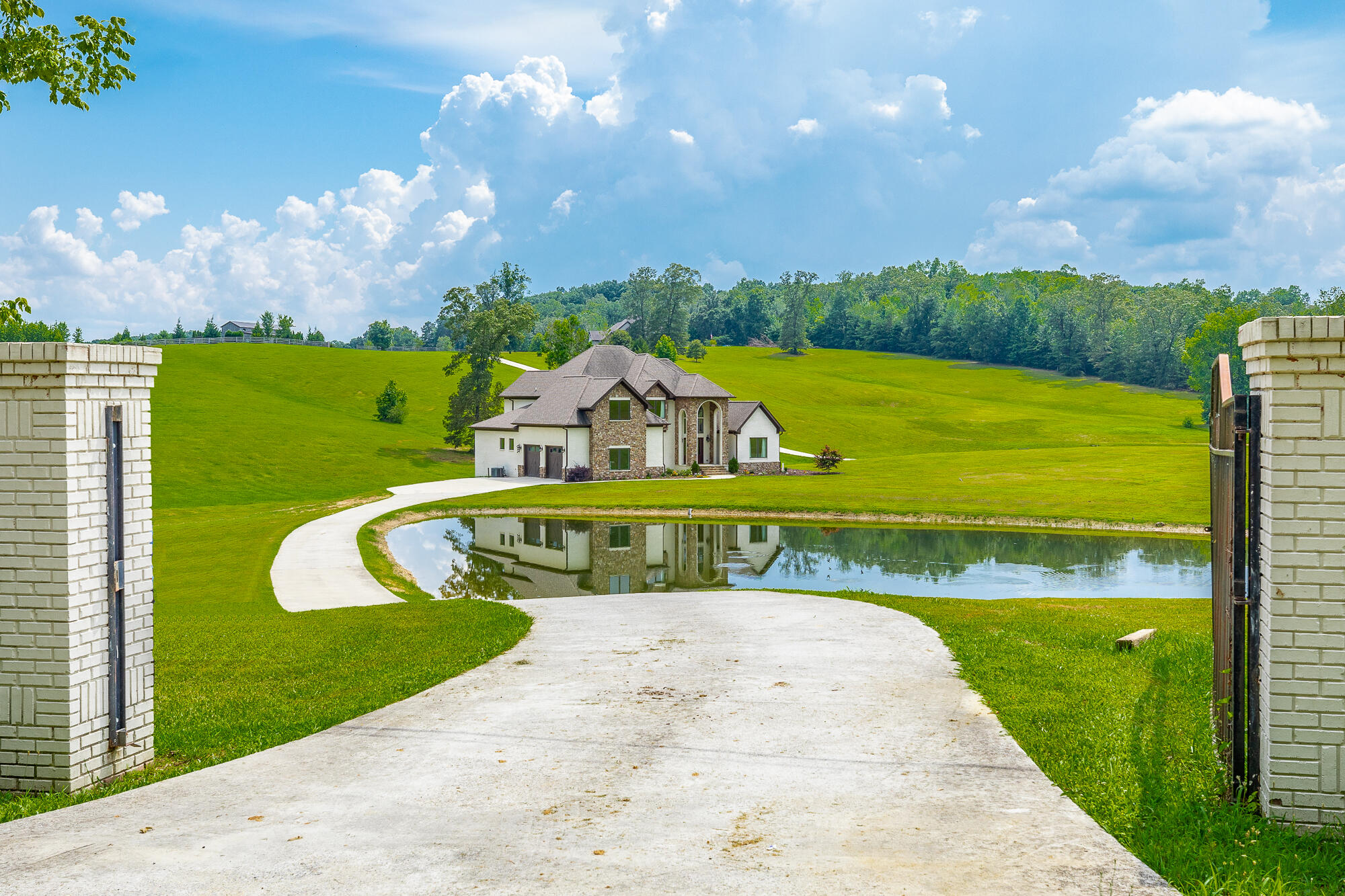 1524 Green Pond Road