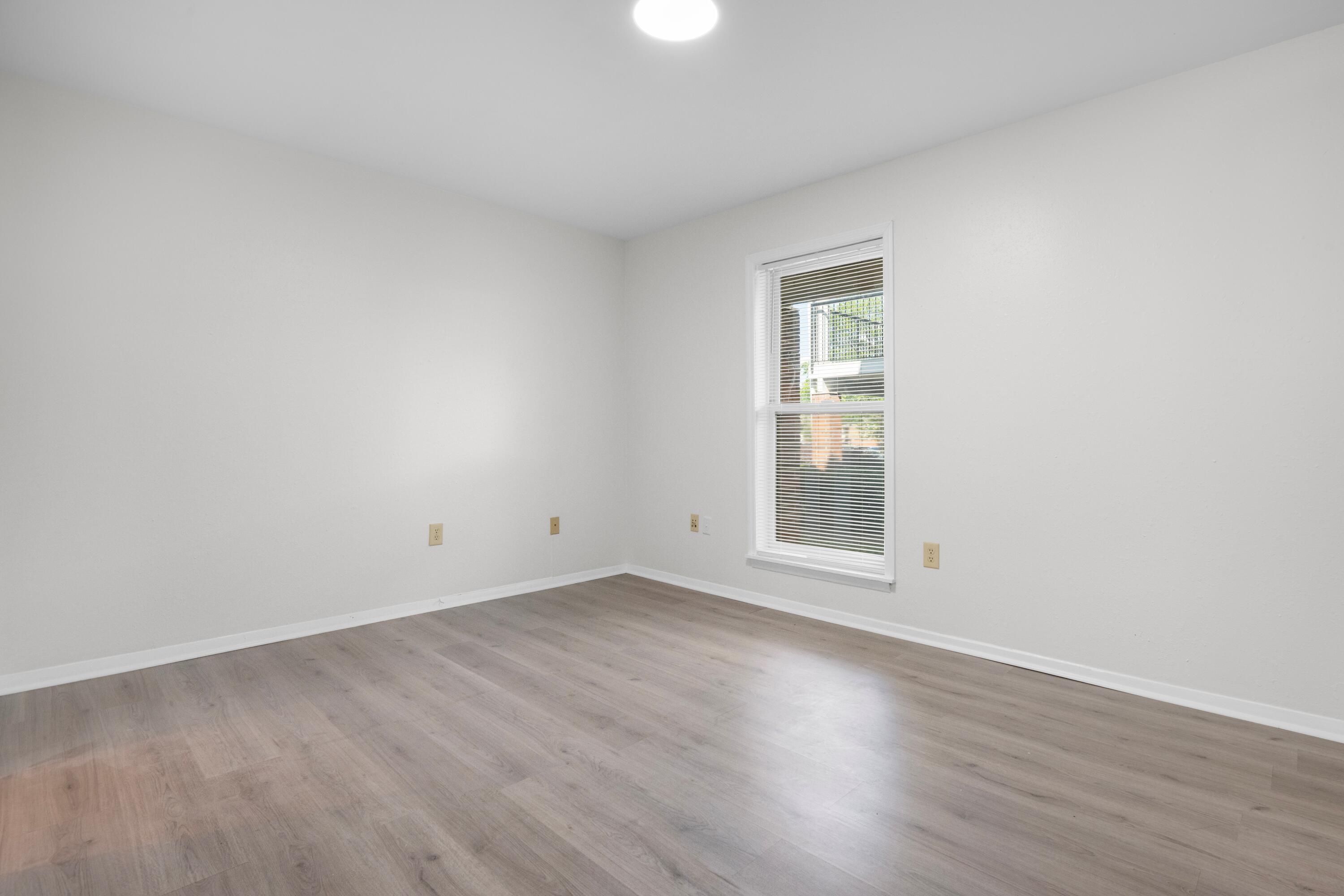900 Mountain Creek Road, E66