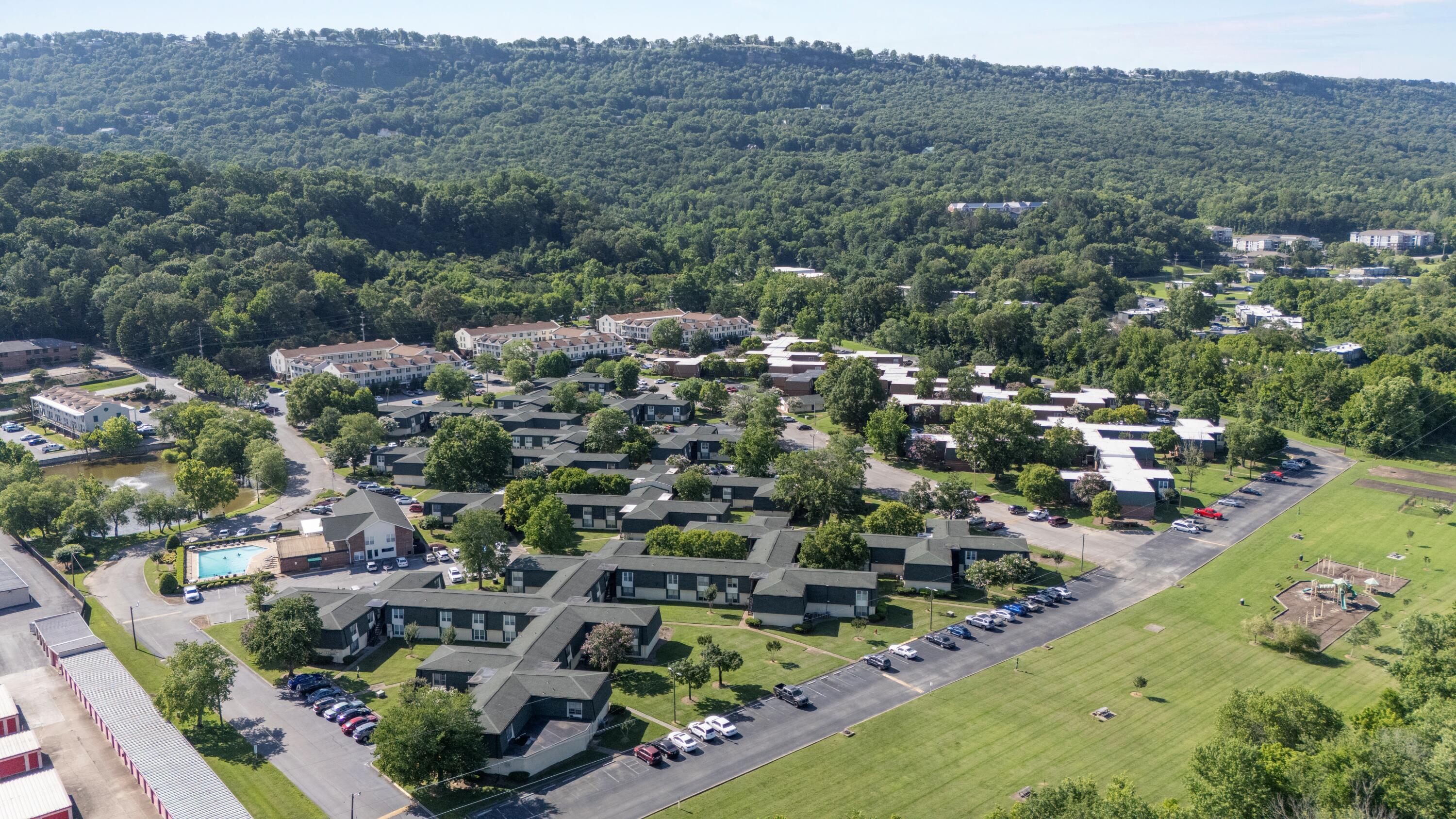 900 Mountain Creek Road, E66