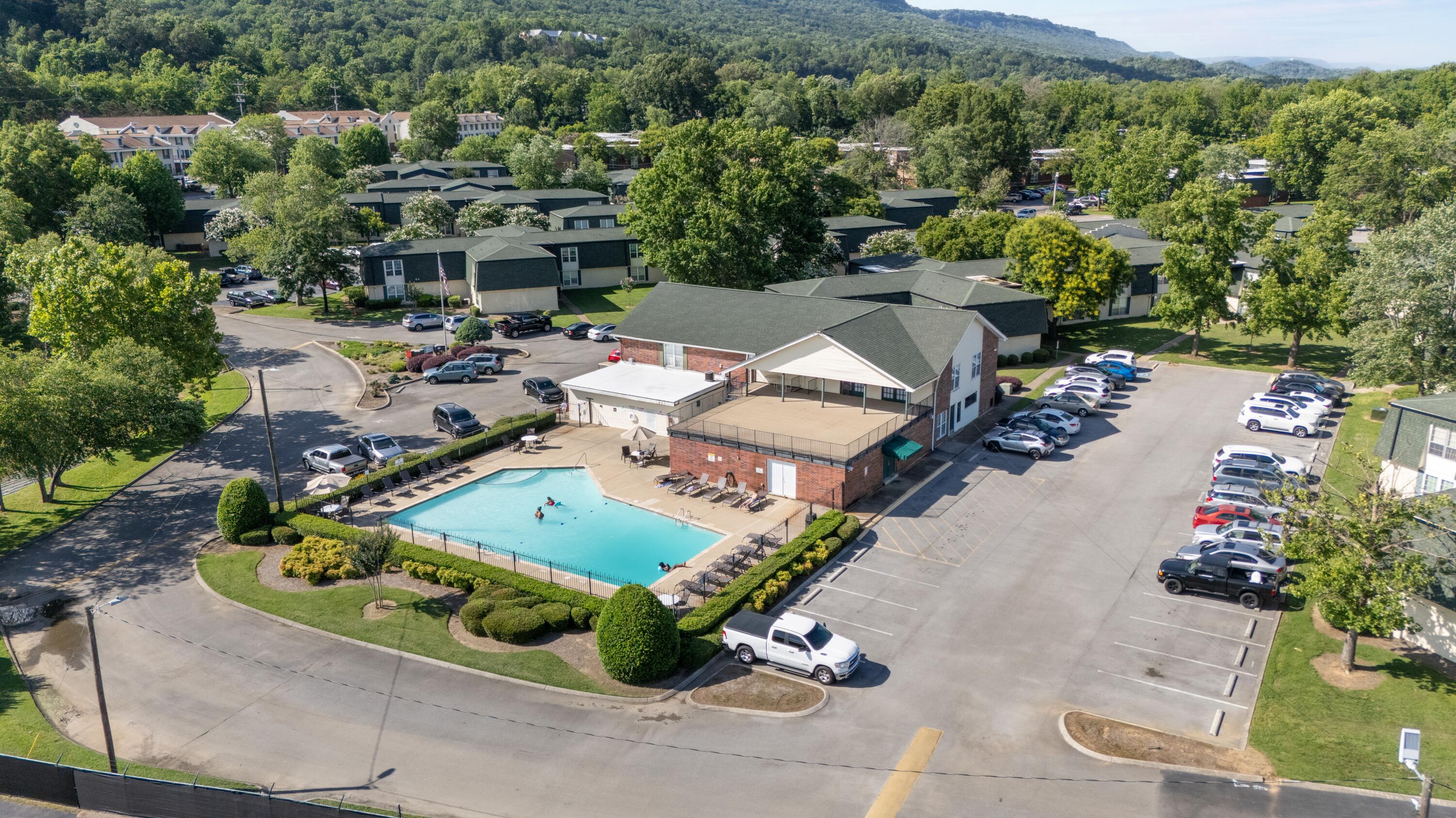 900 Mountain Creek Road, E66