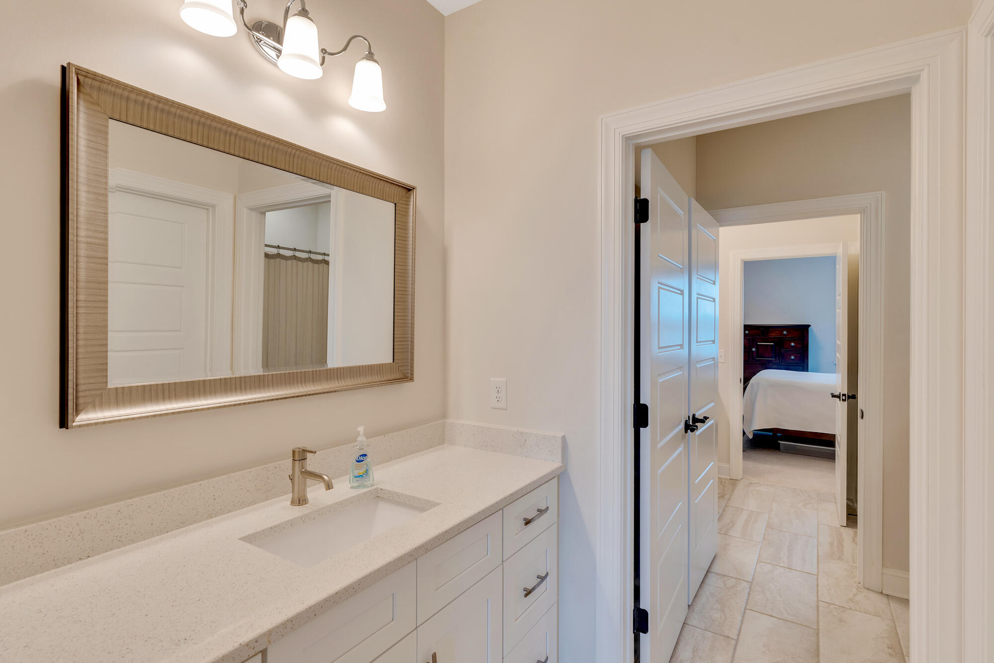 603 Alston Drive, 77