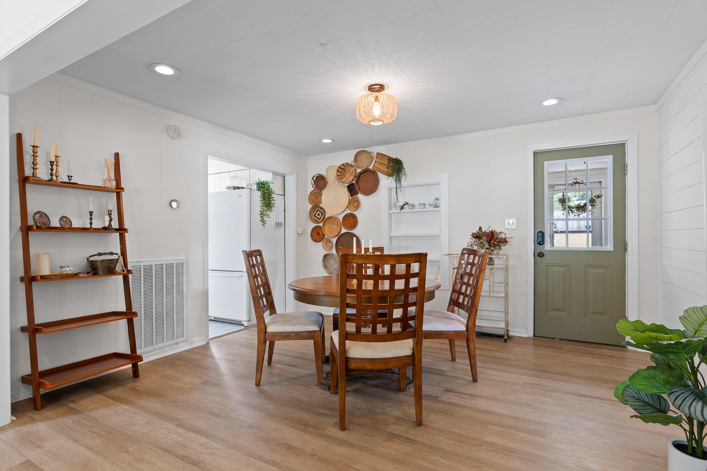6419 Harrison Pike