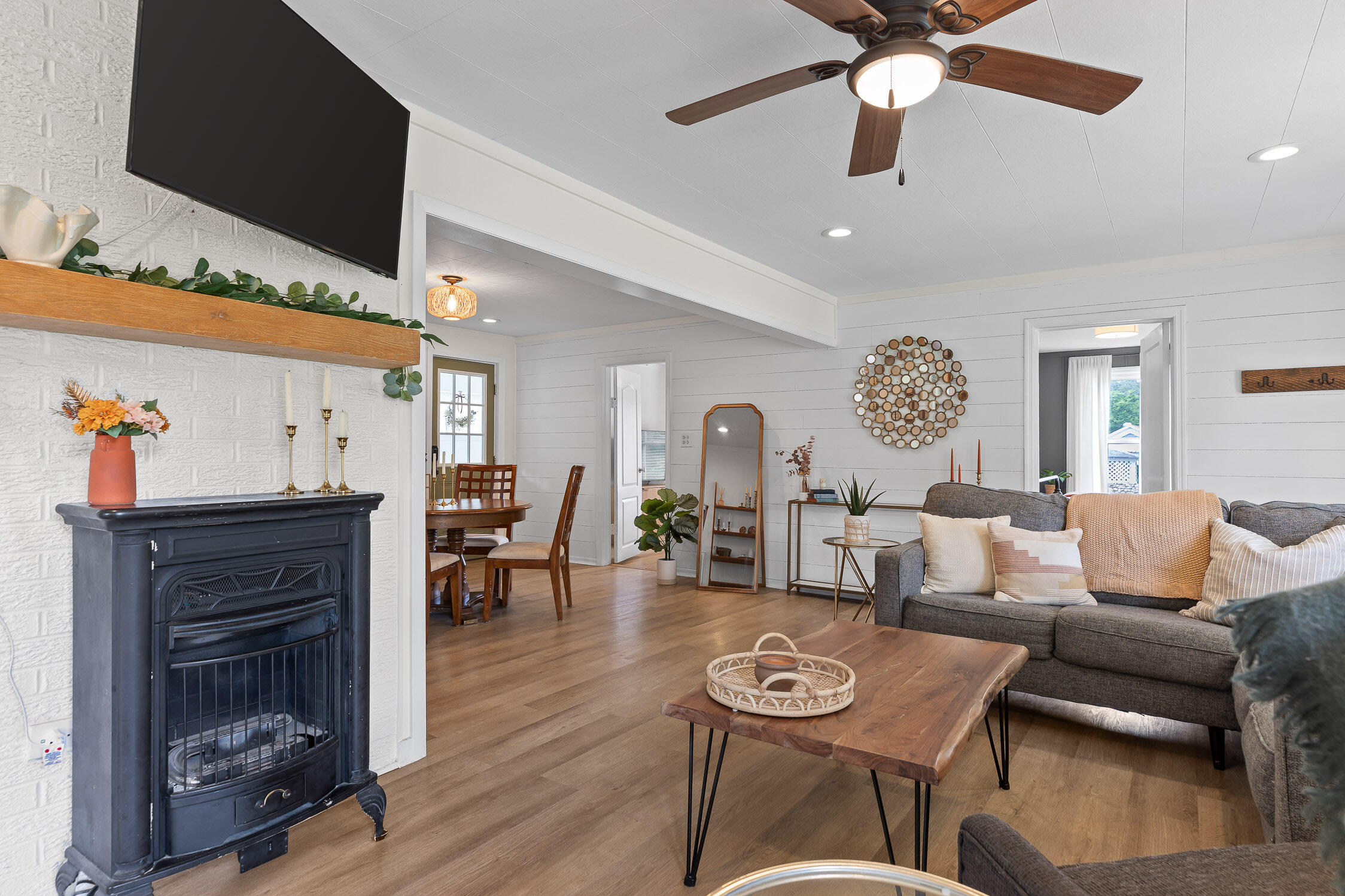 6419 Harrison Pike