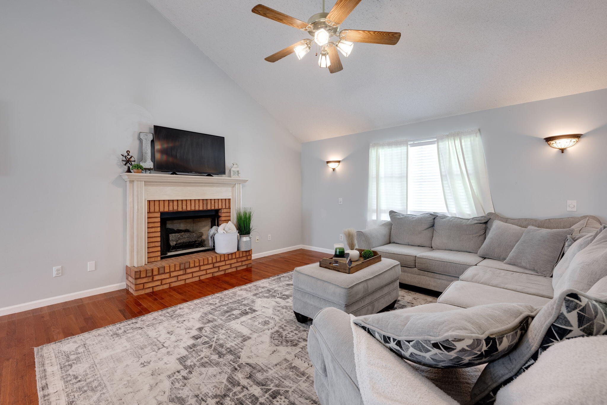 10111 Rolling Wind Drive