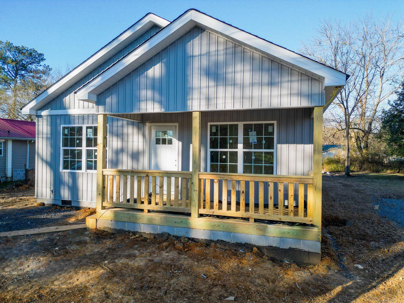 Lot 1 Avenue E