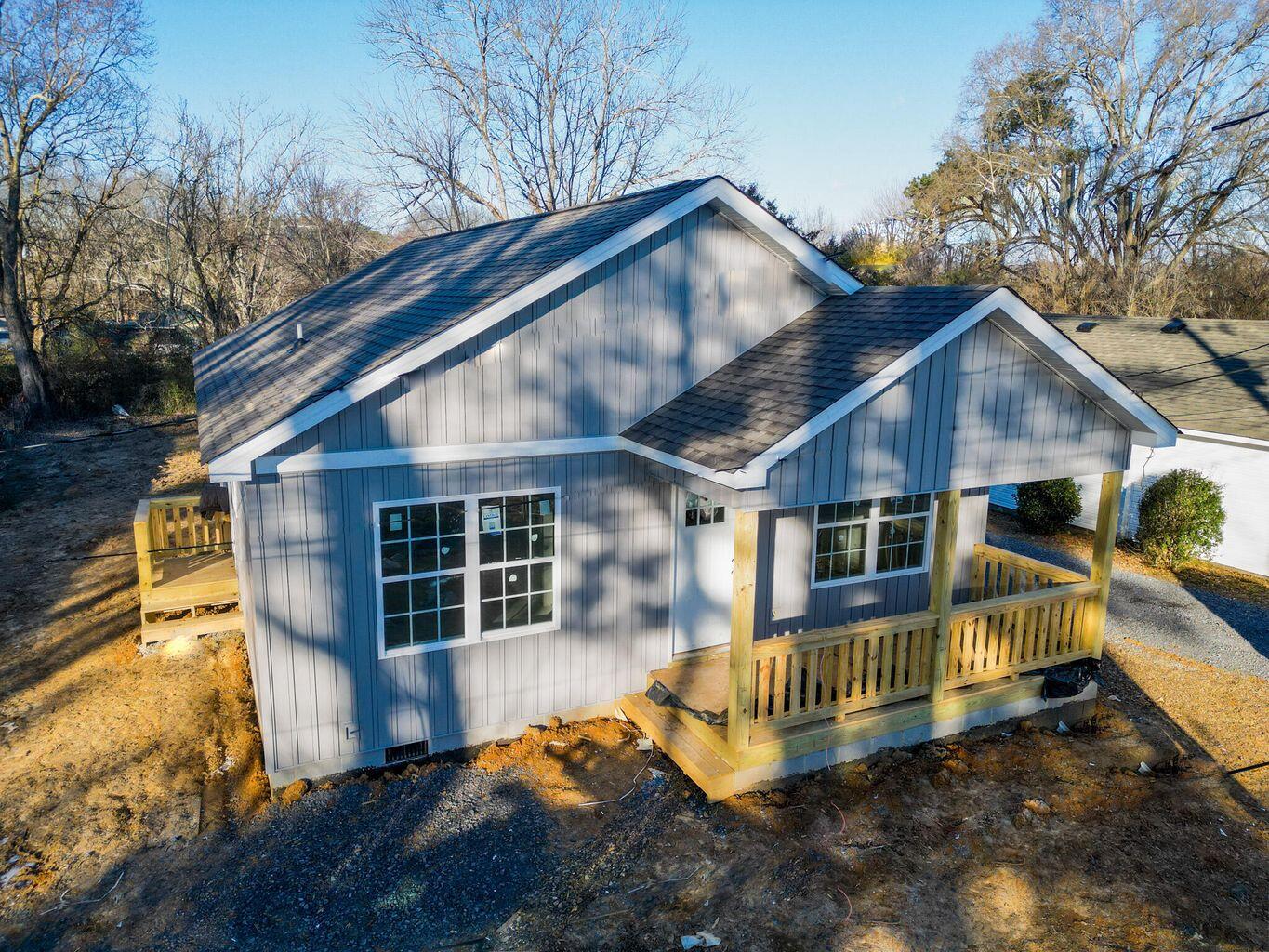 Lot 1 Avenue E