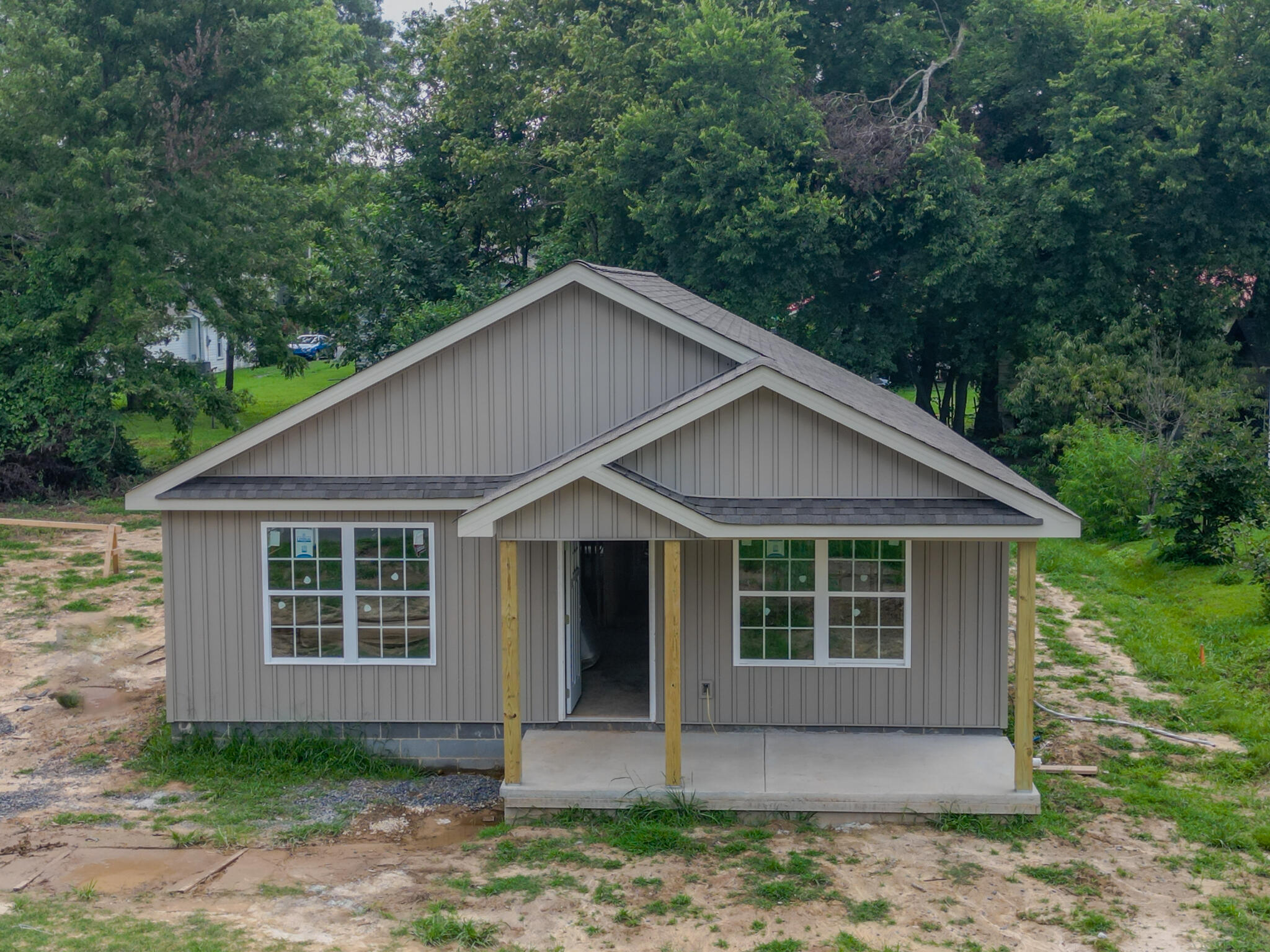 Lot 4 Avenue E