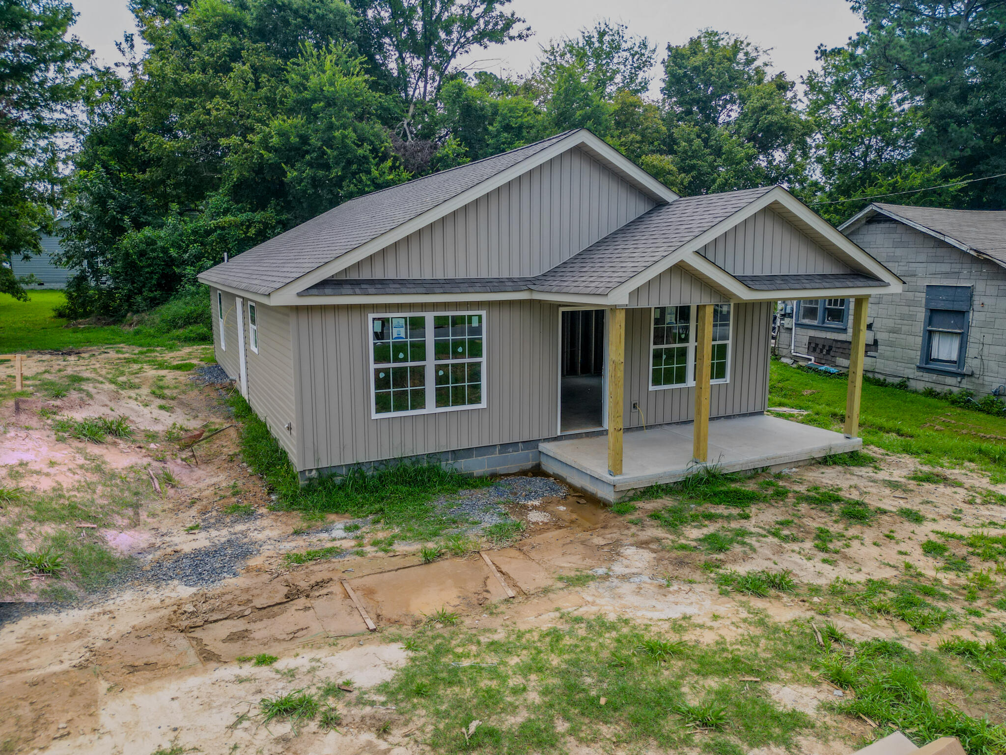 Lot 4 Avenue E