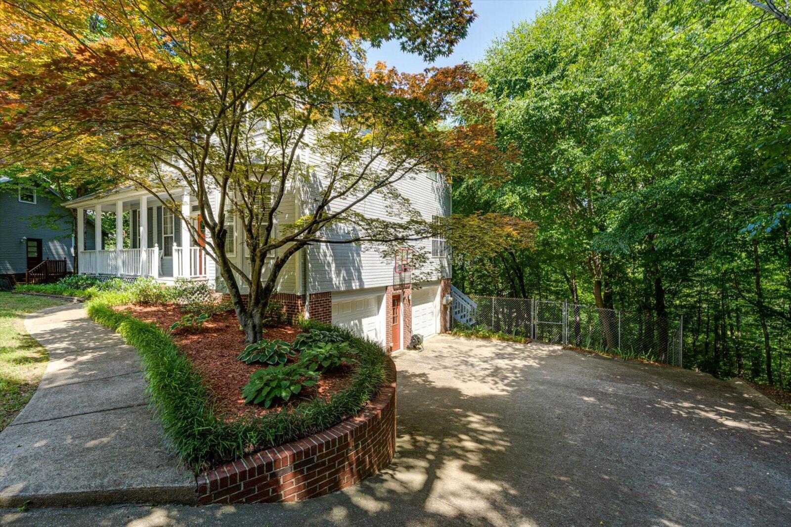 1003 Woodfern Trail