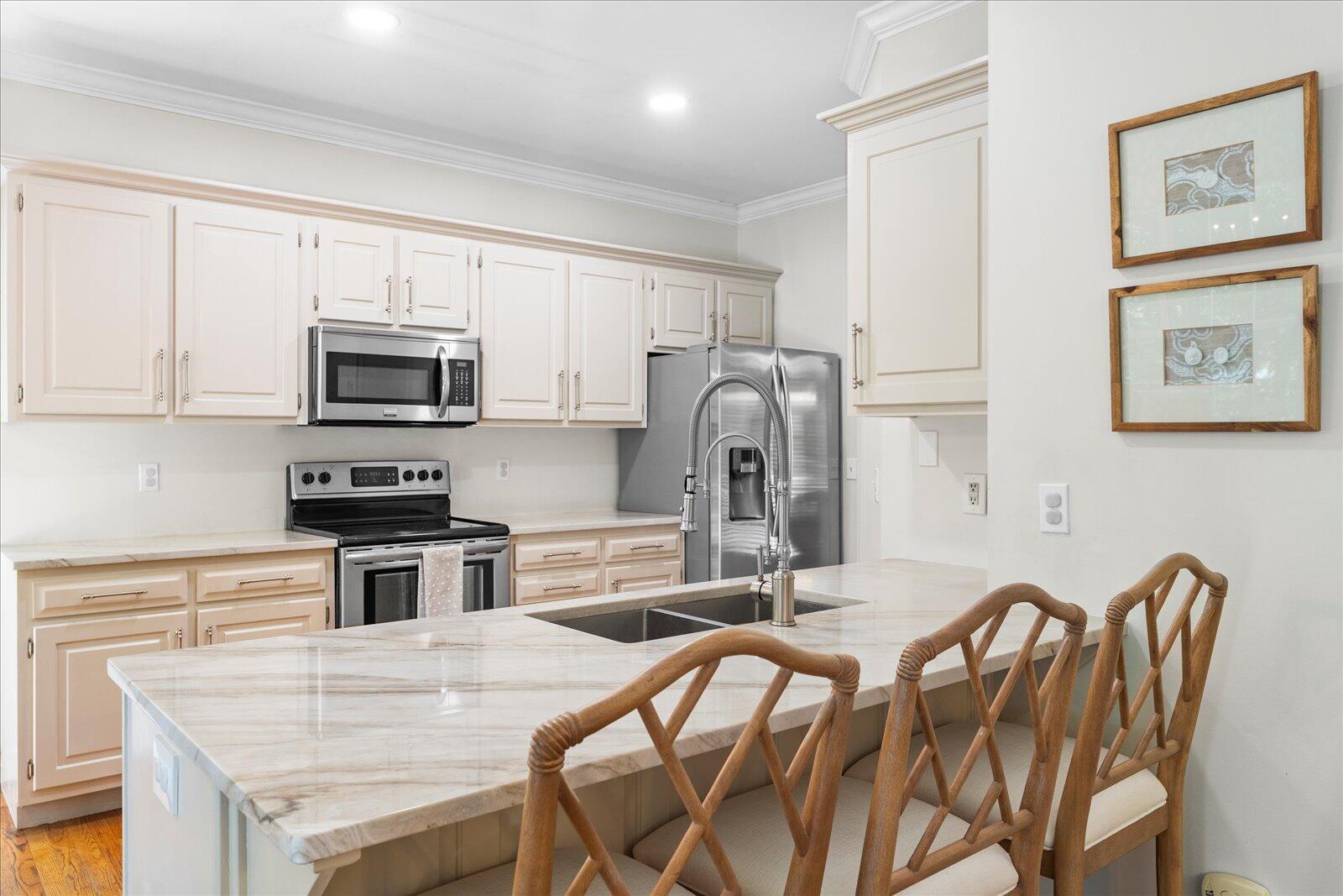 1003 Woodfern Trail