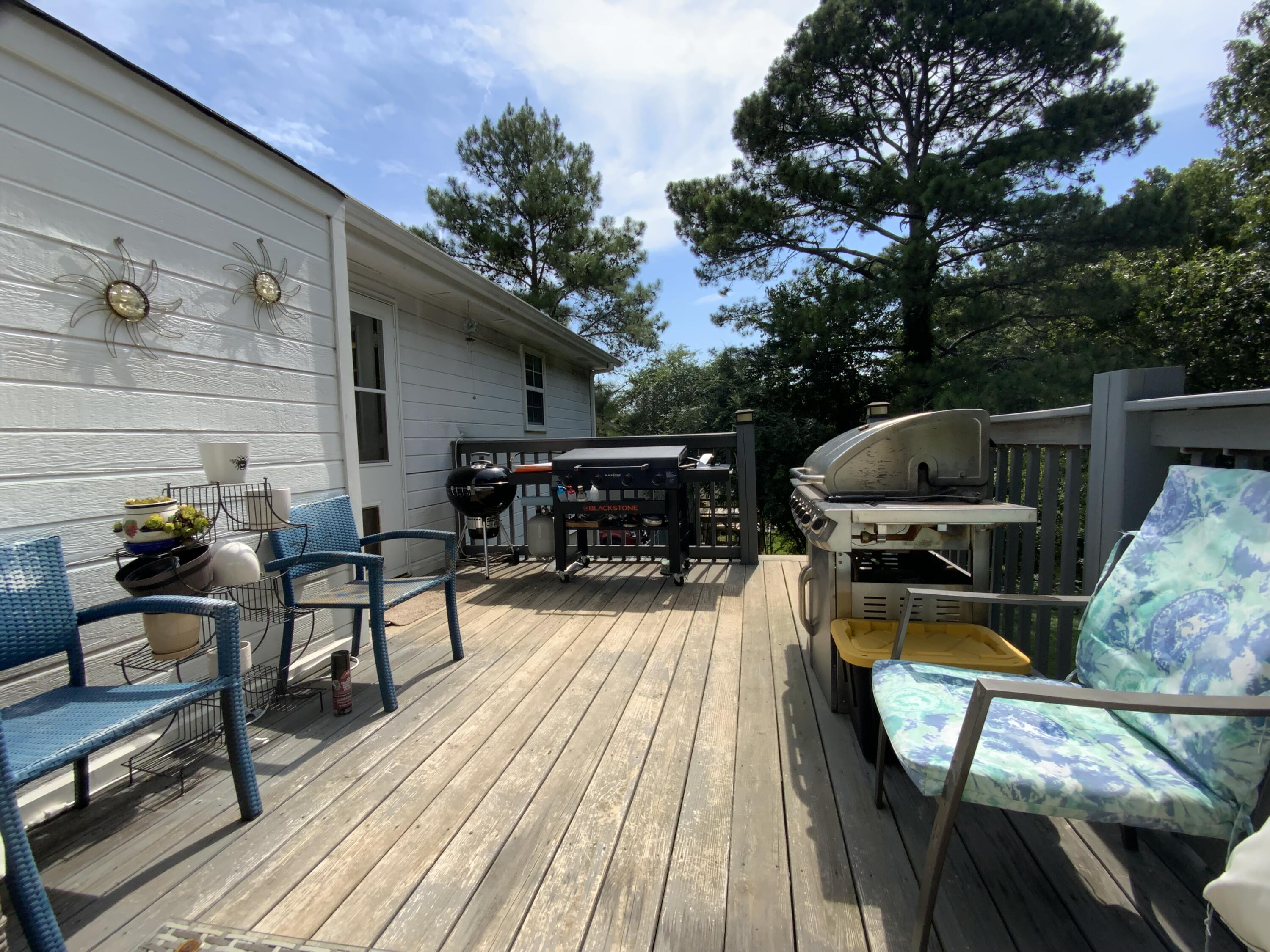 211 Glenda Lane