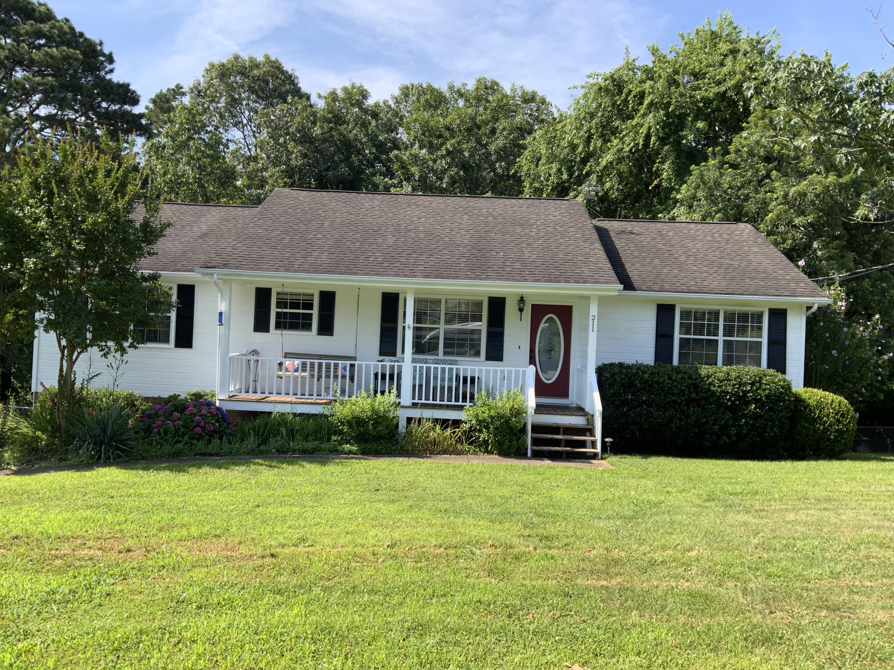 211 Glenda Lane
