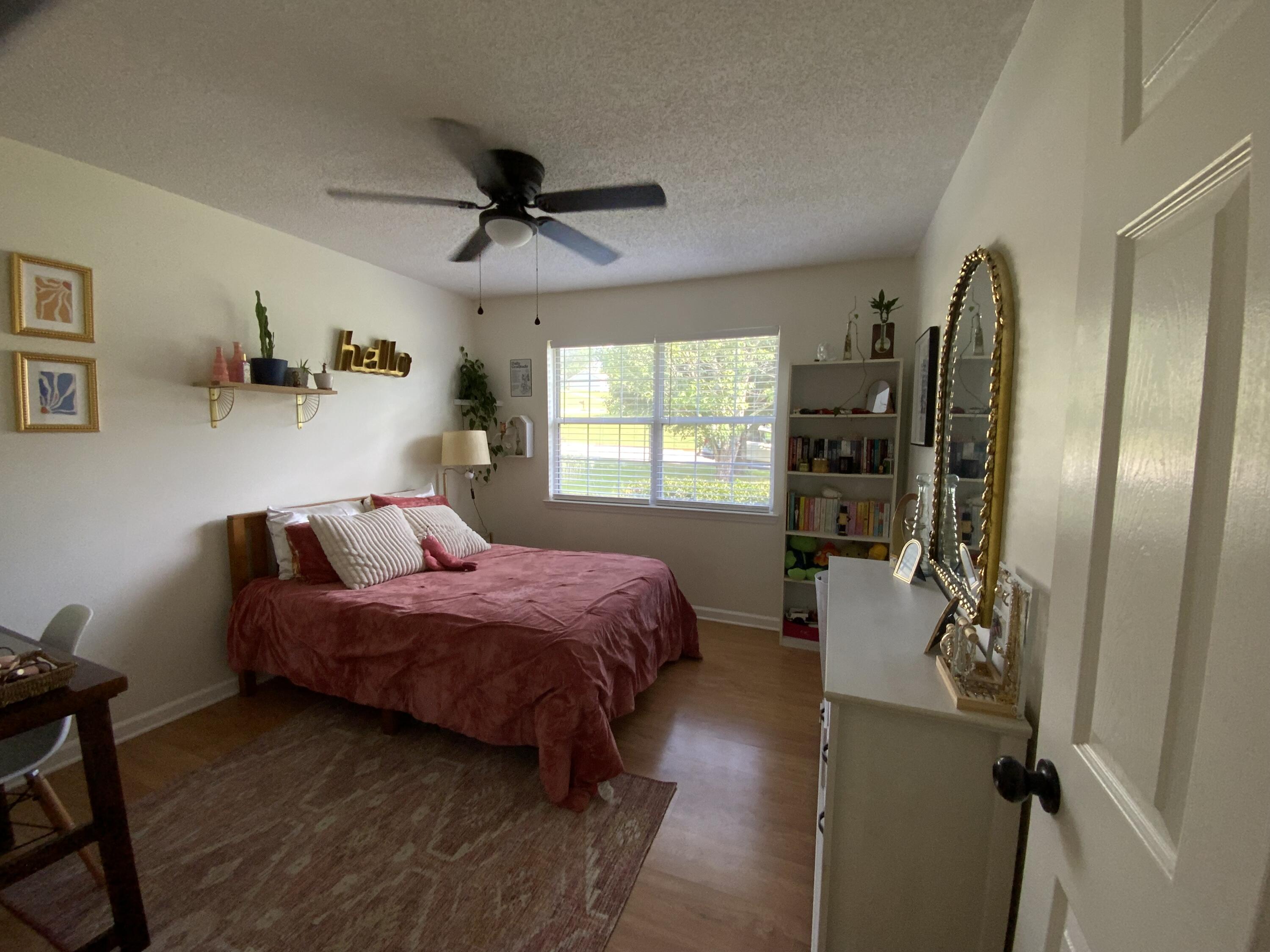 211 Glenda Lane