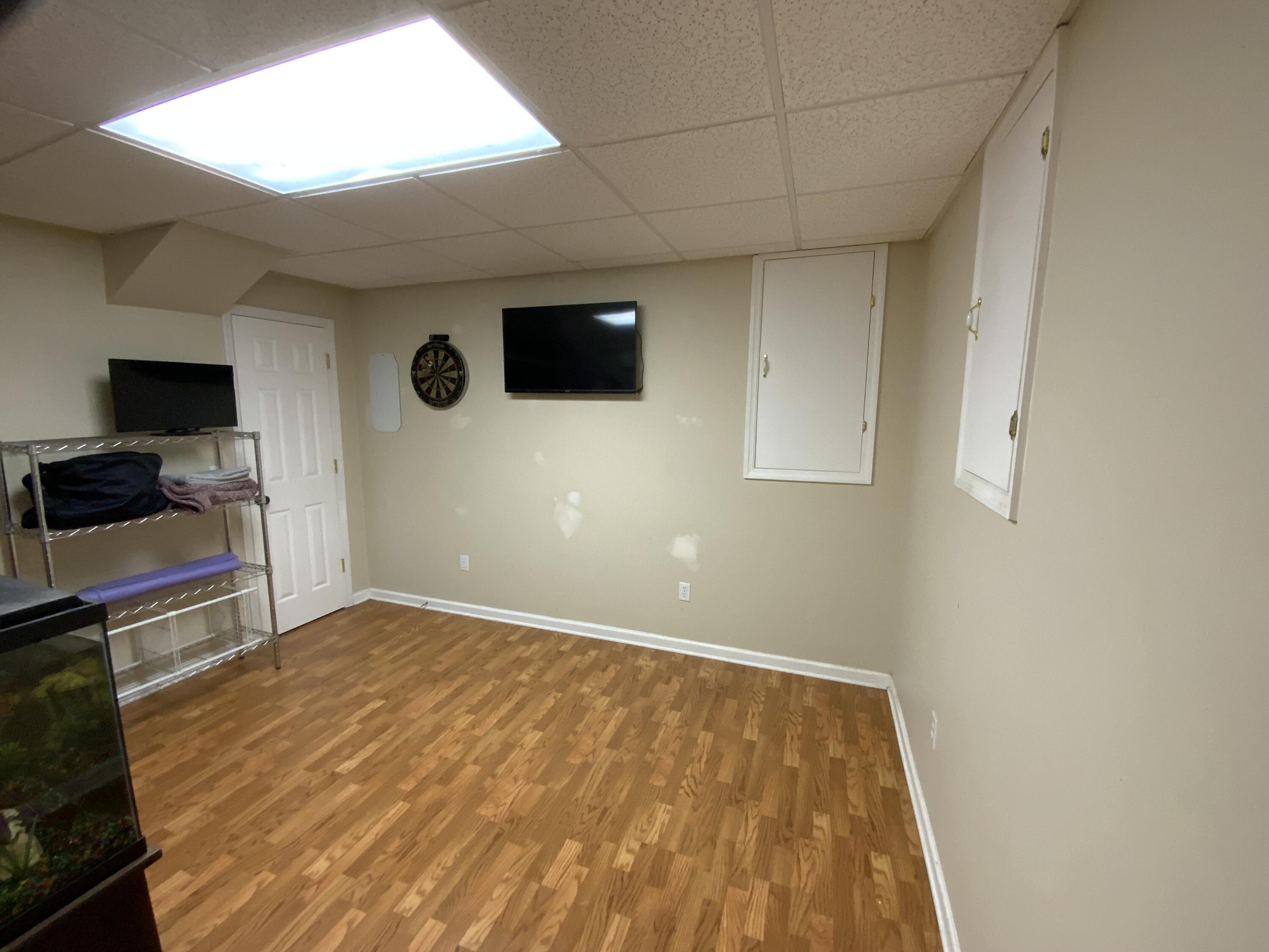 211 Glenda Lane