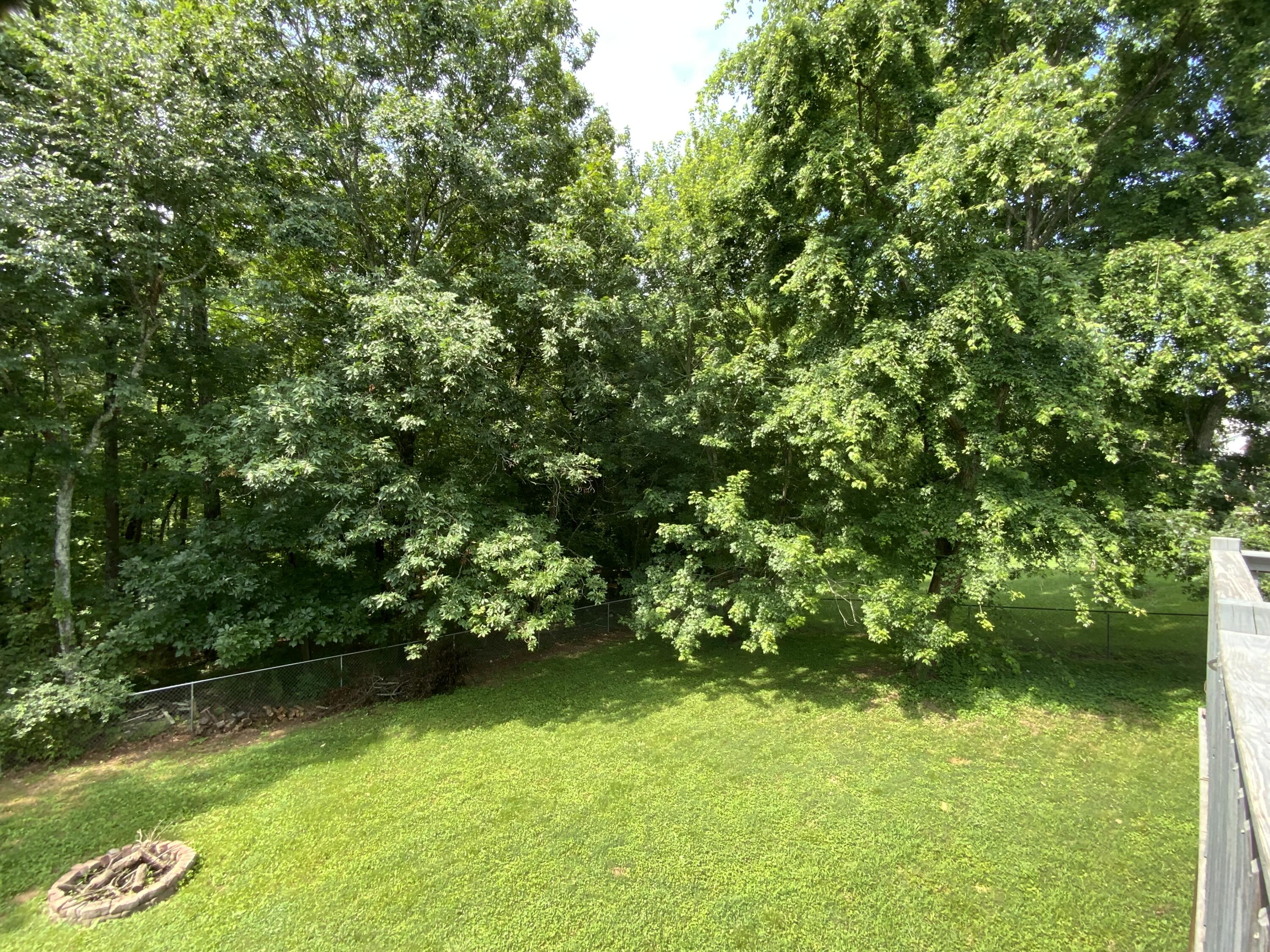 211 Glenda Lane