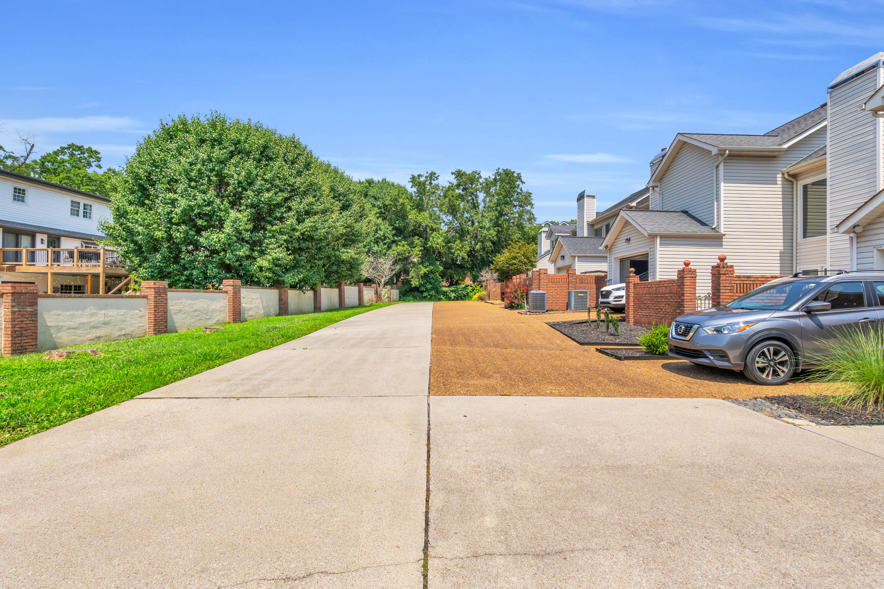 7414 Hamilton Run Drive