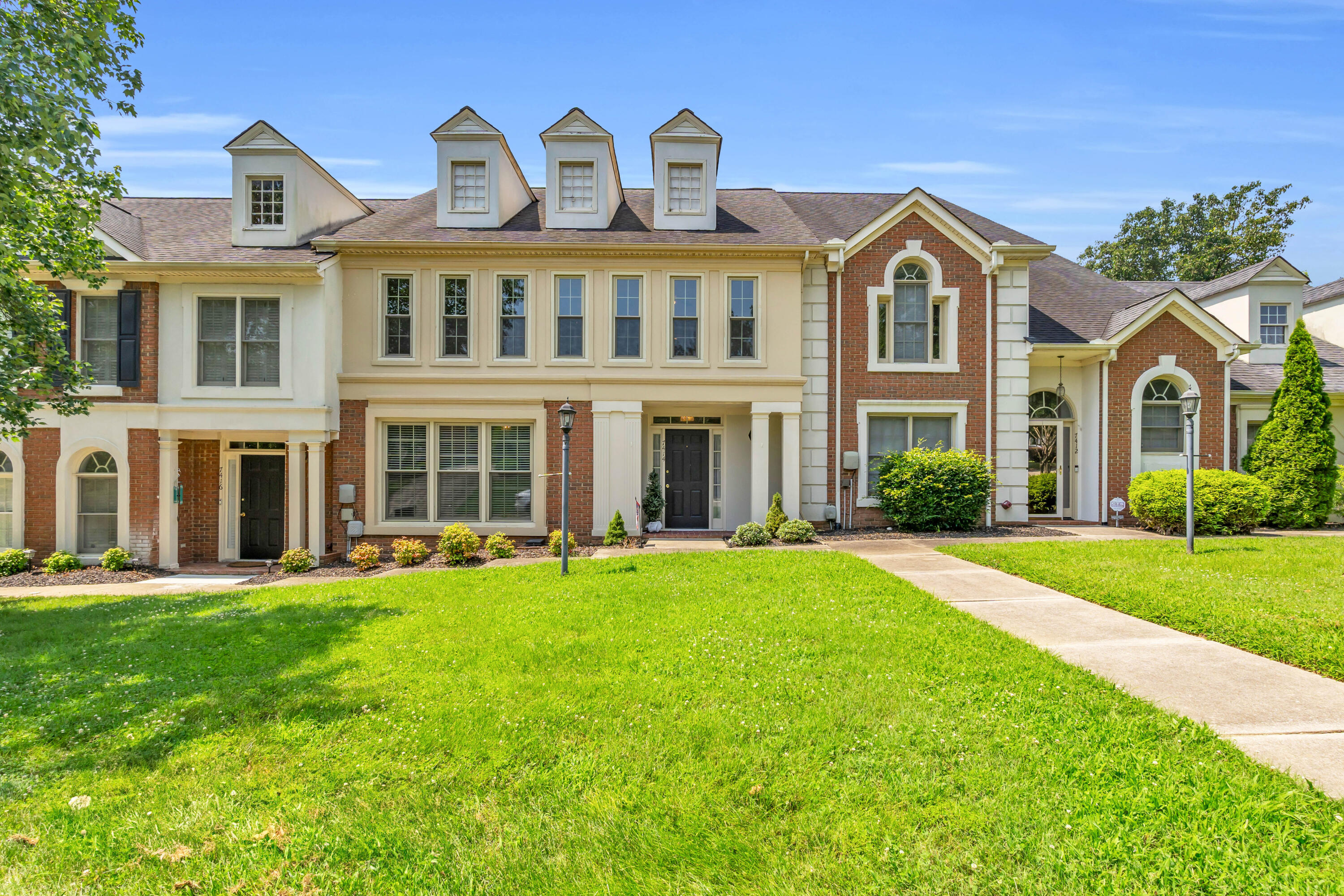 7414 Hamilton Run Drive