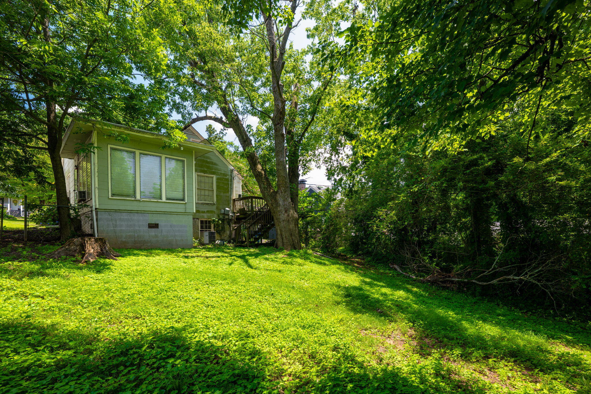 2015 James Avenue