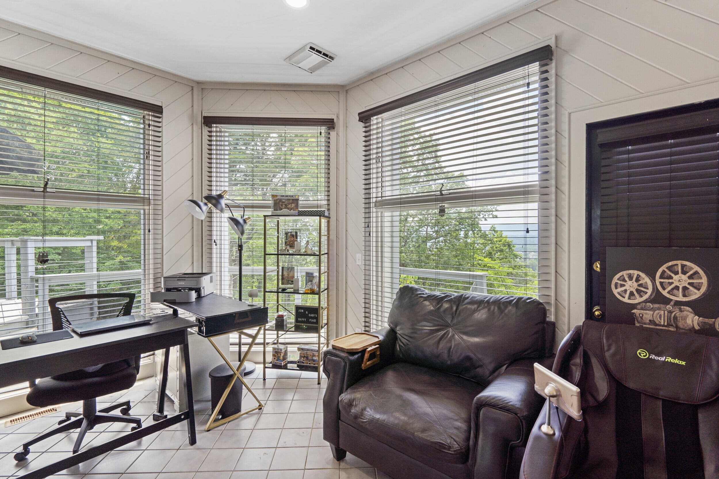 6639 Fairview Road