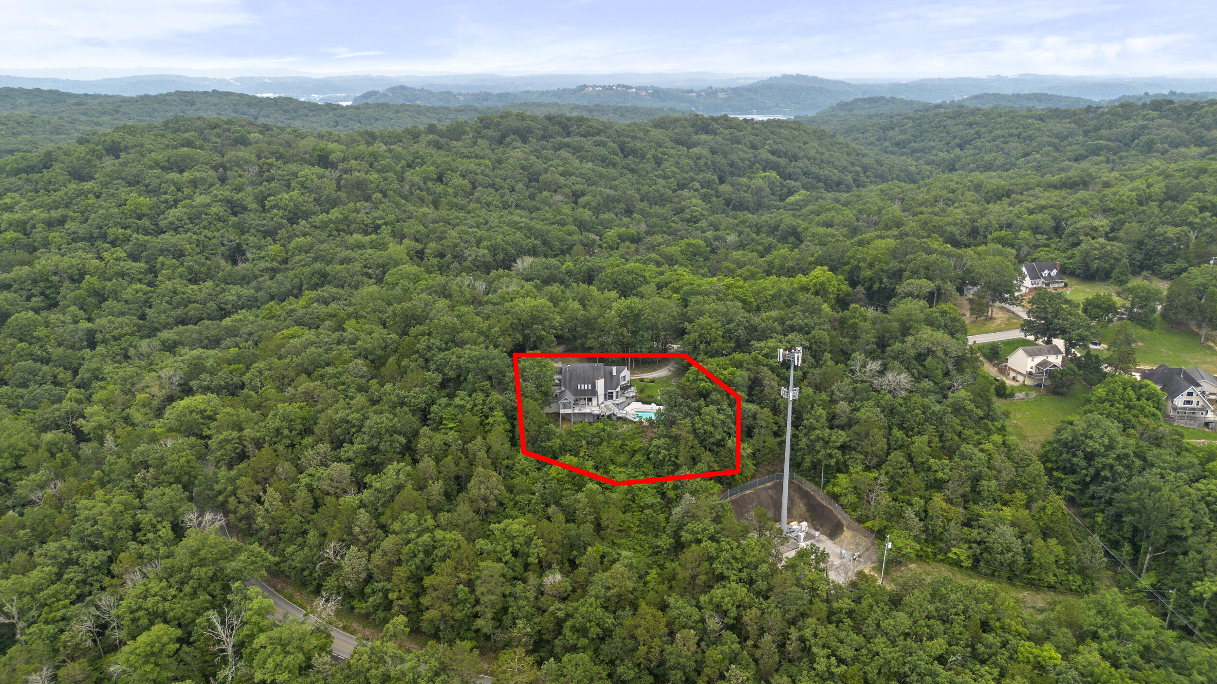 6639 Fairview Road