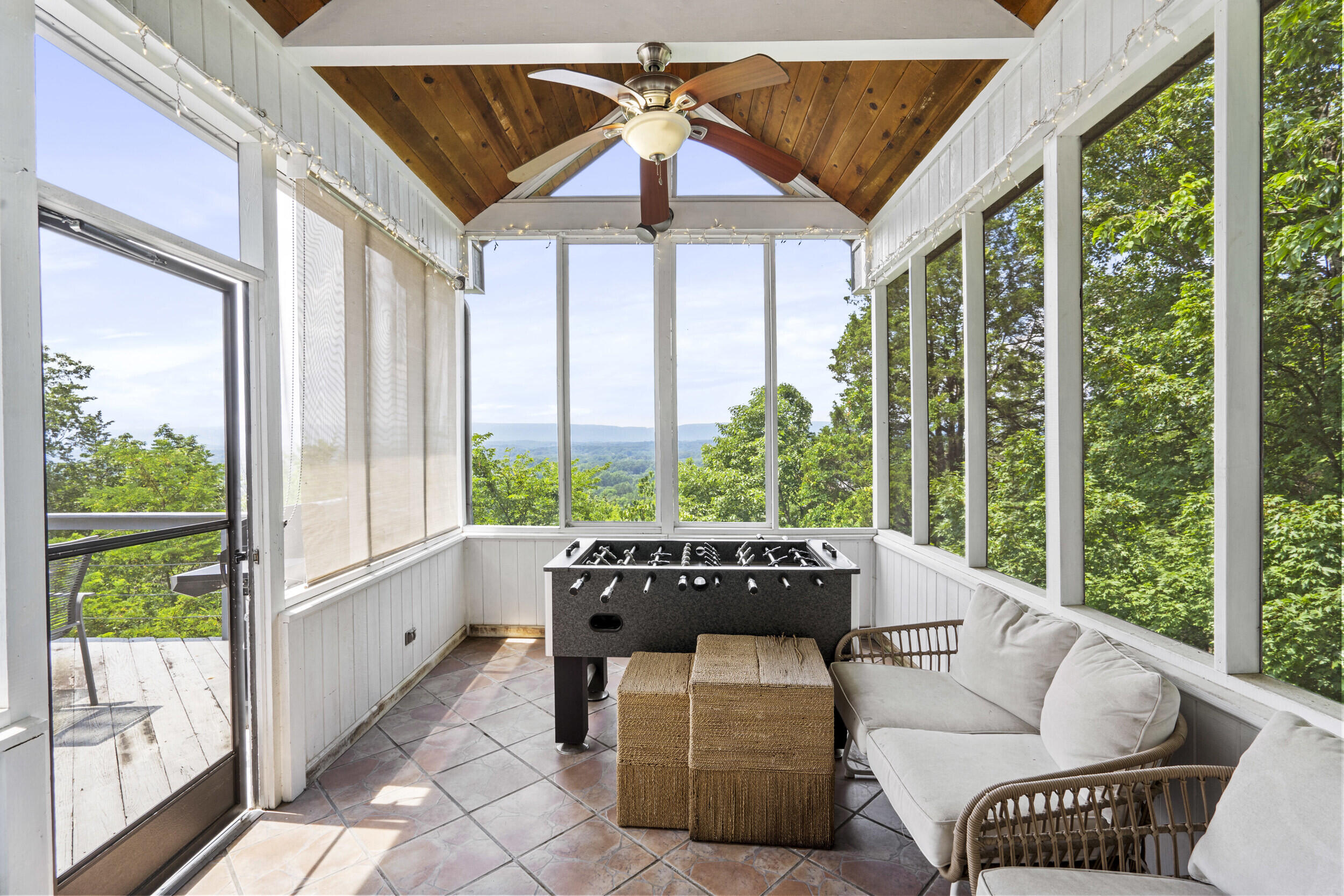 6639 Fairview Road