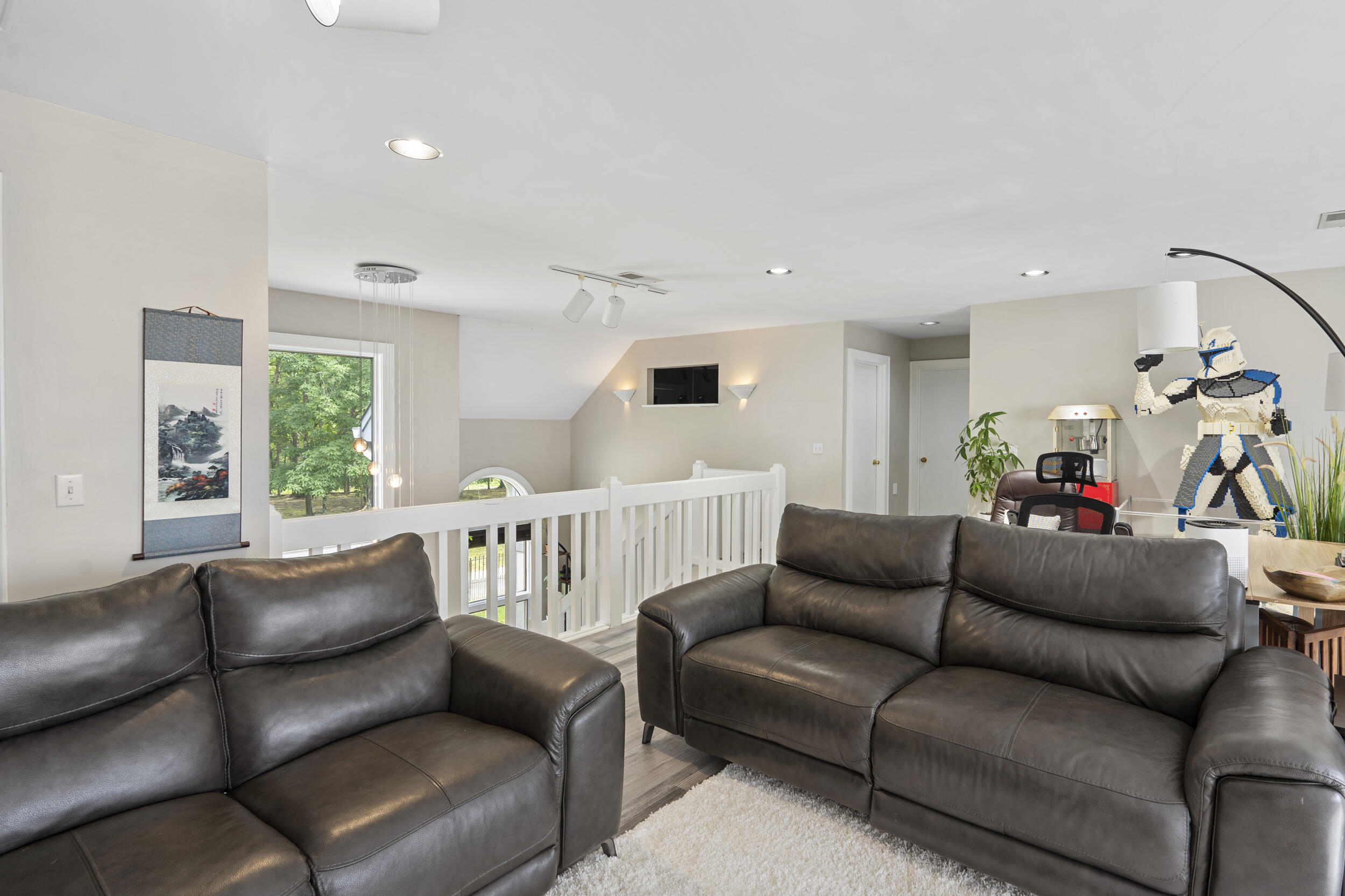 6639 Fairview Road