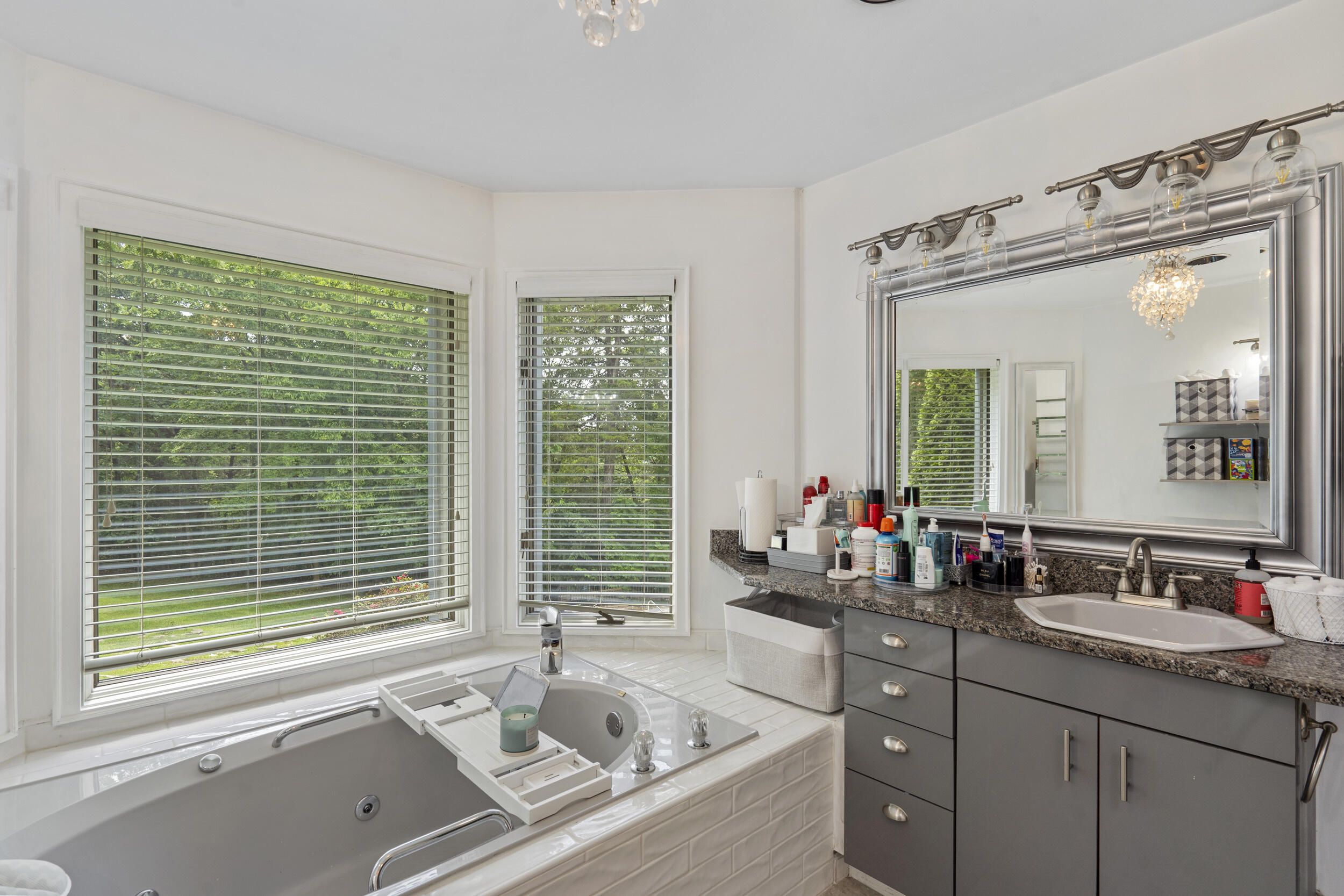 6639 Fairview Road