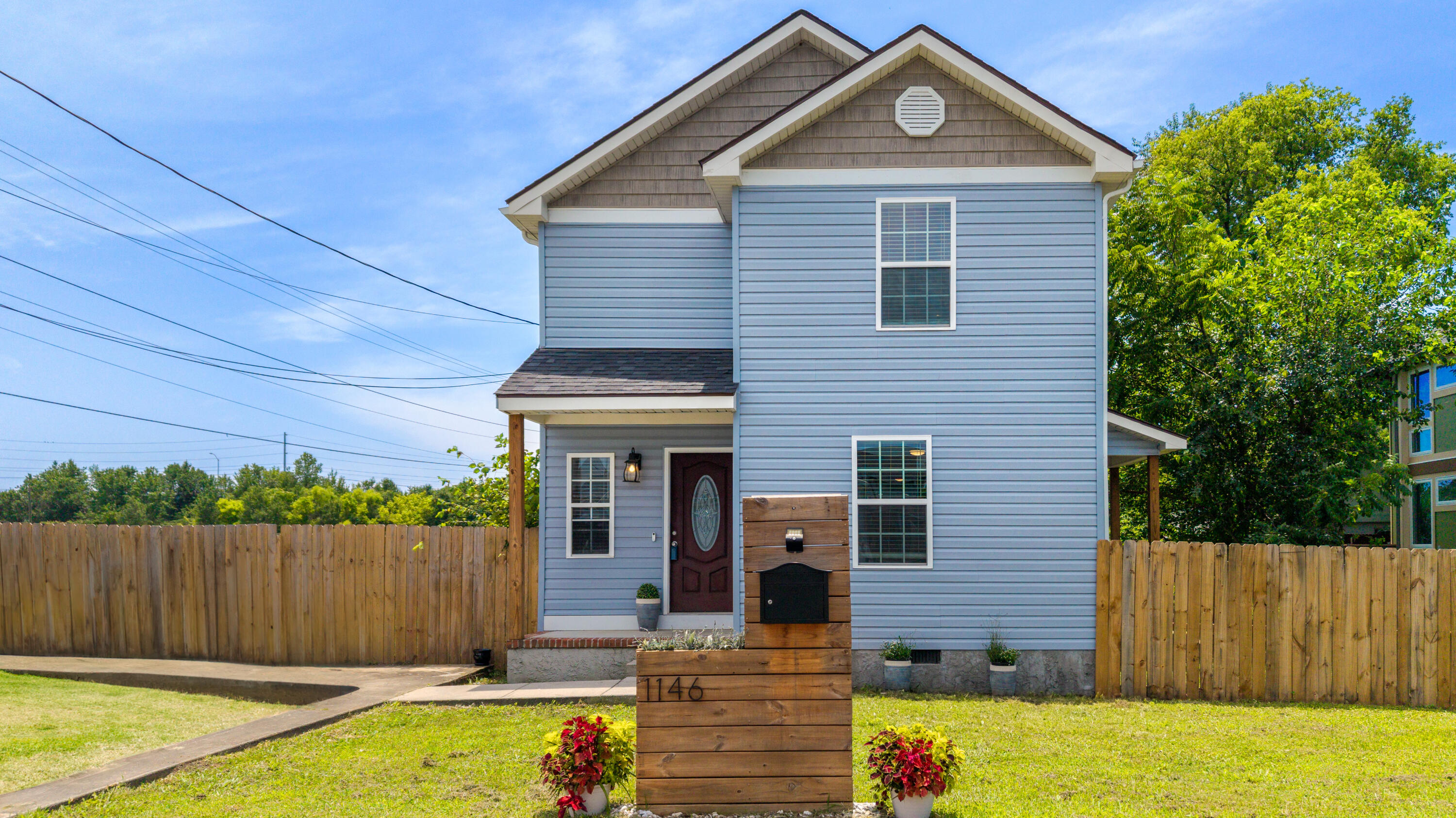 1146 Pierce Street