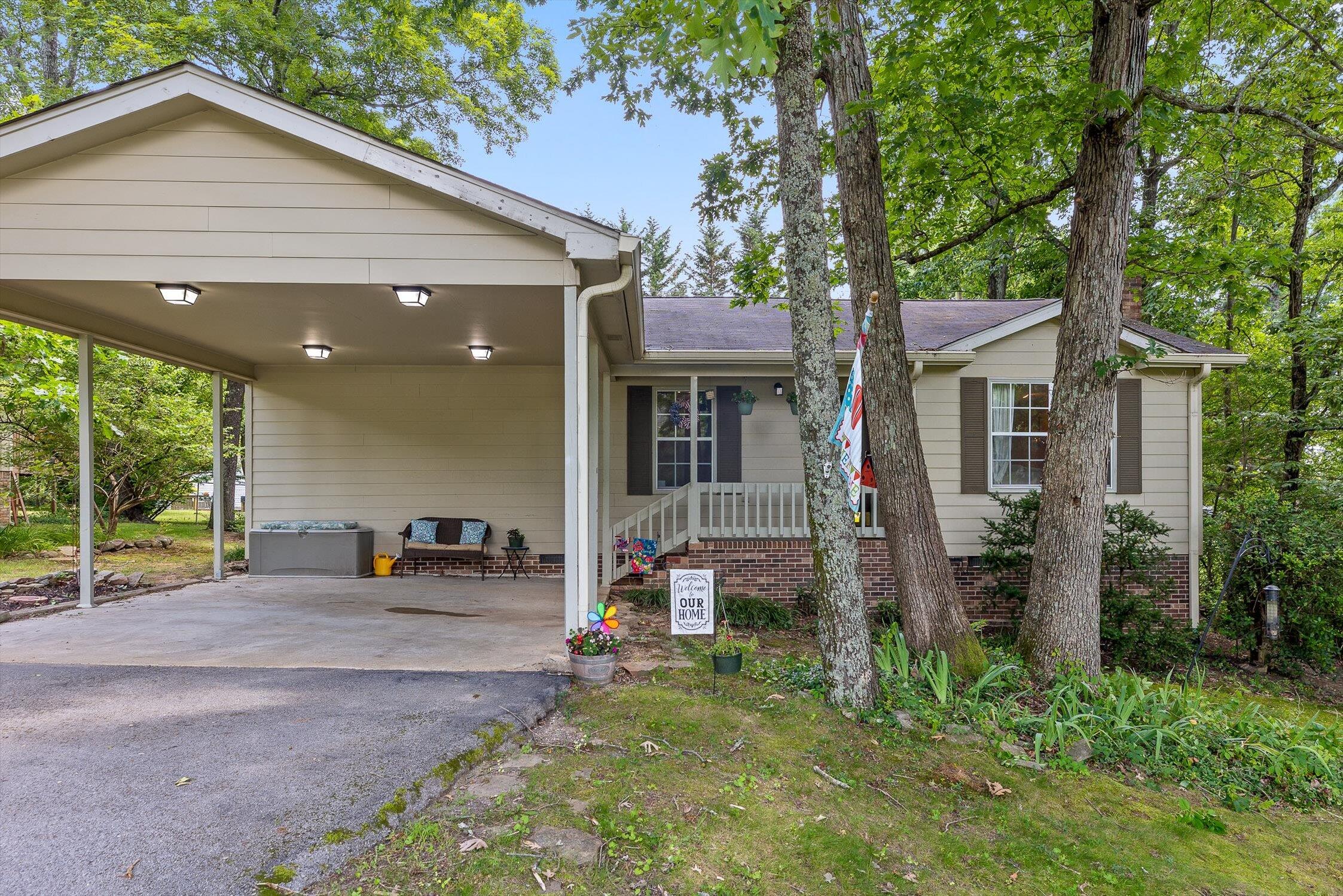 1018 Ridgeway Avenue