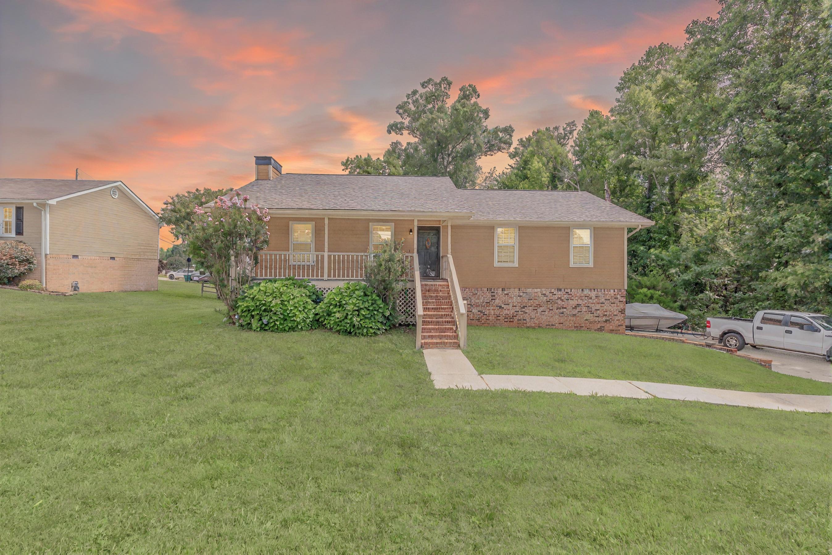 2225 Violette Drive