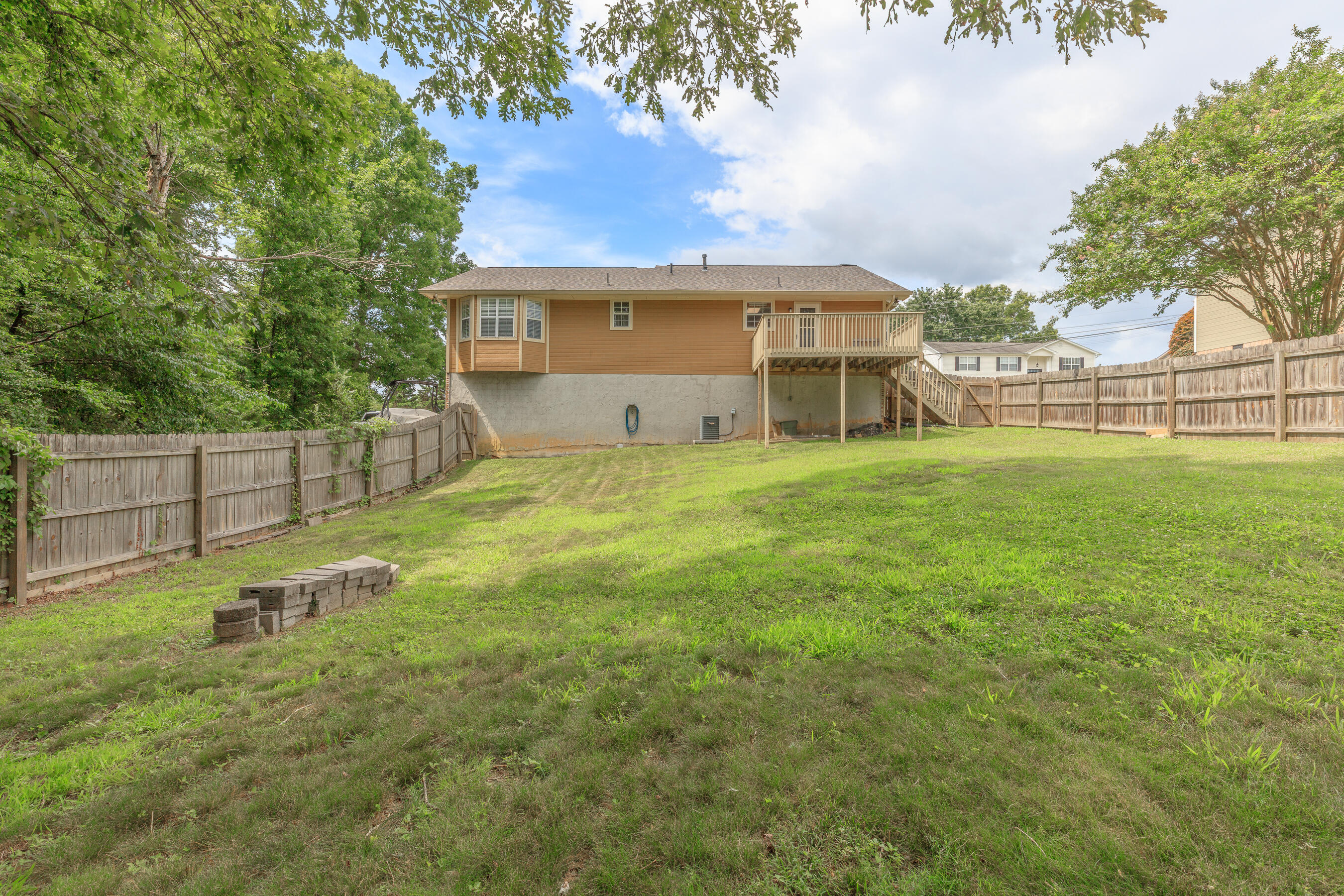2225 Violette Drive