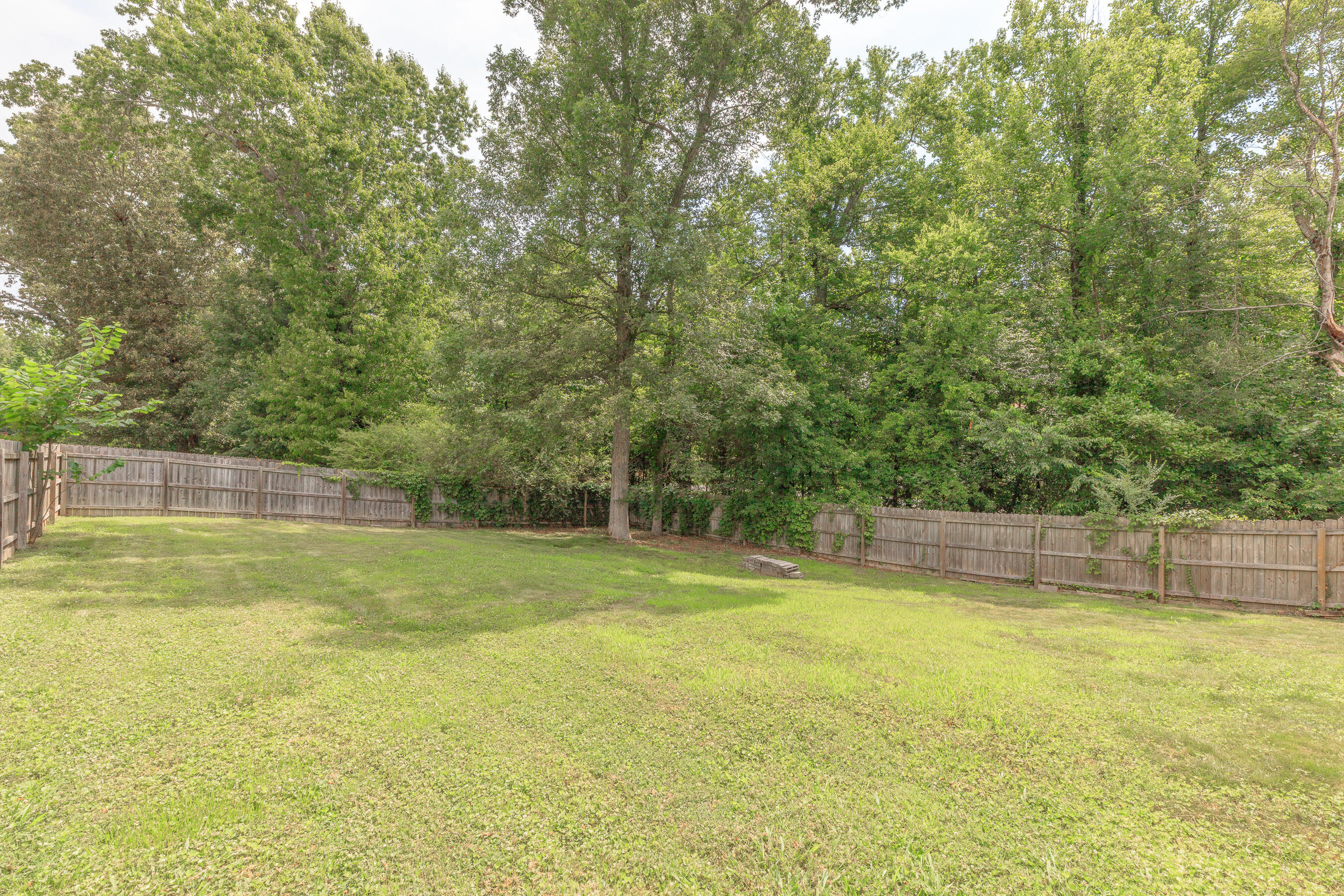 2225 Violette Drive