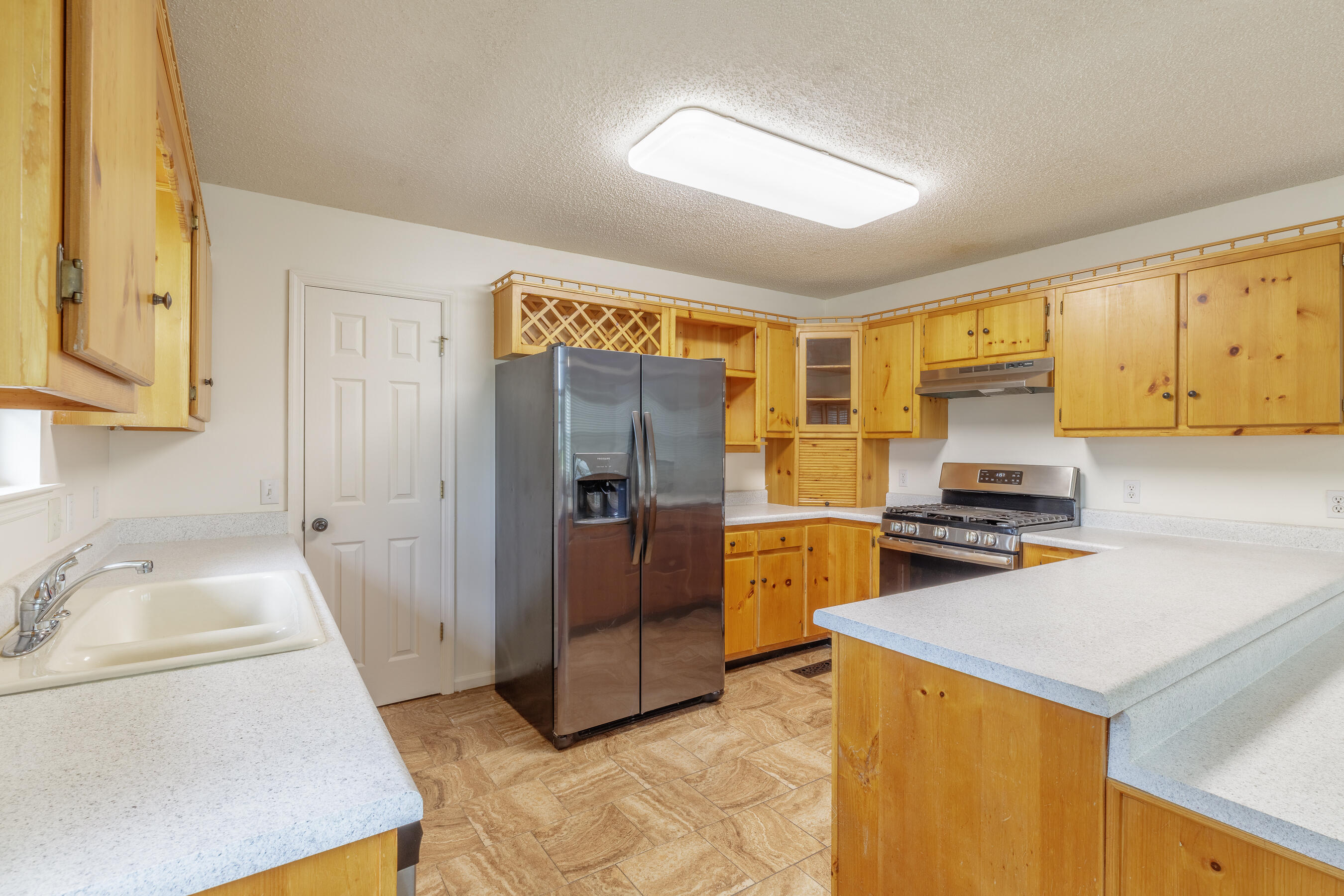 2225 Violette Drive