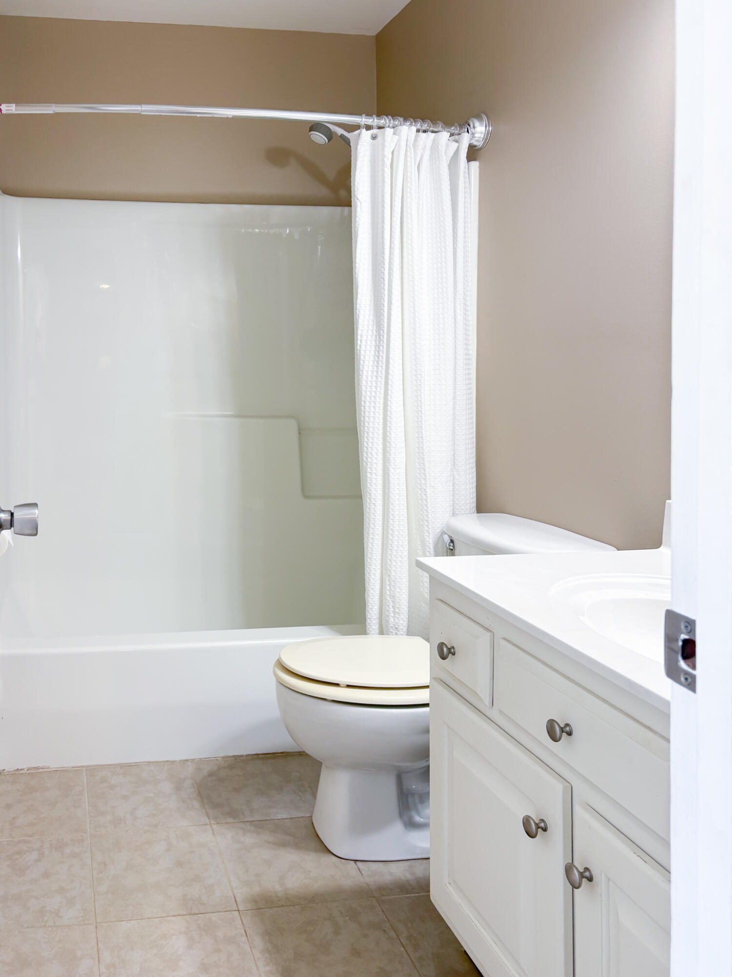 5882 Crooked Creek Drive