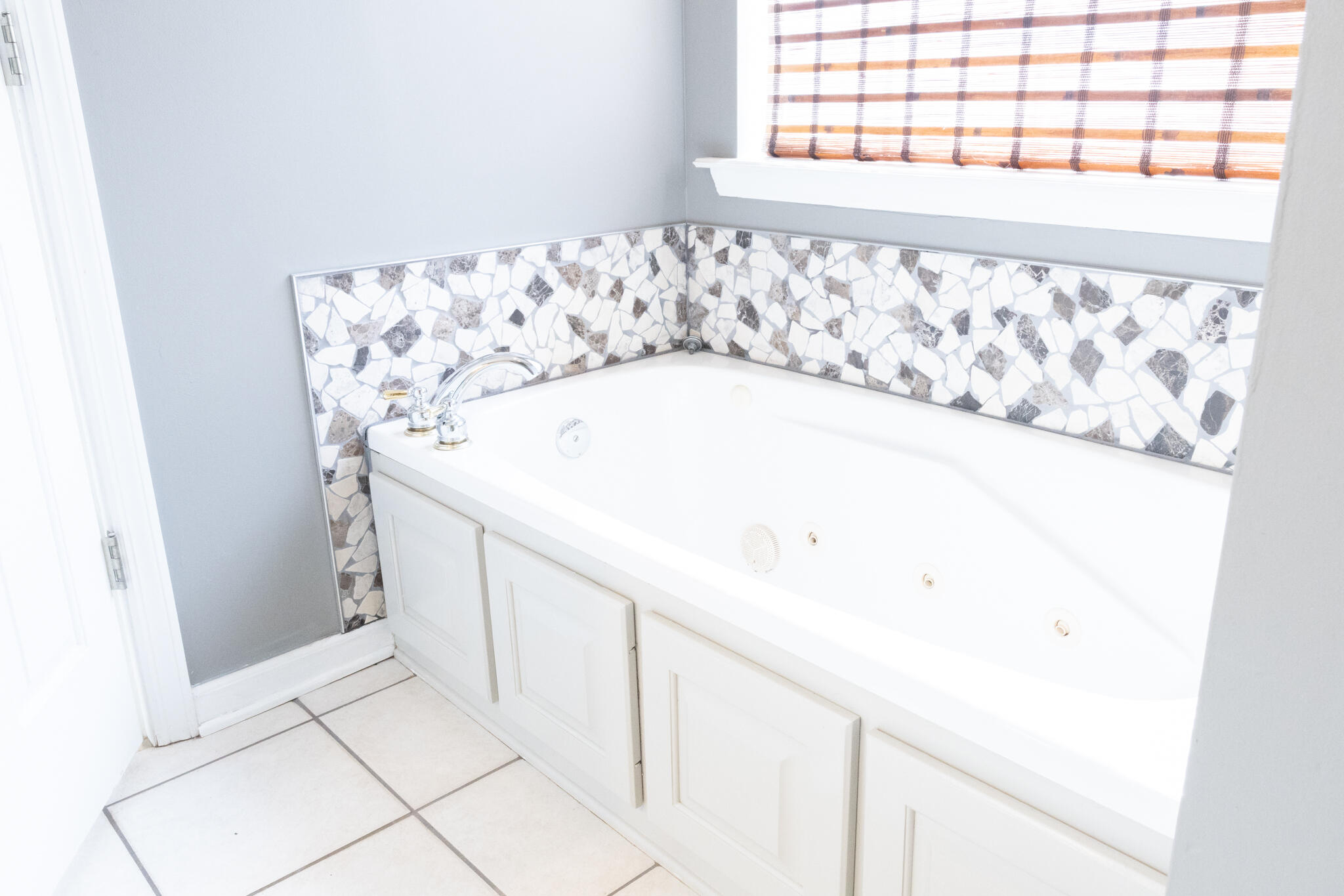 5882 Crooked Creek Drive