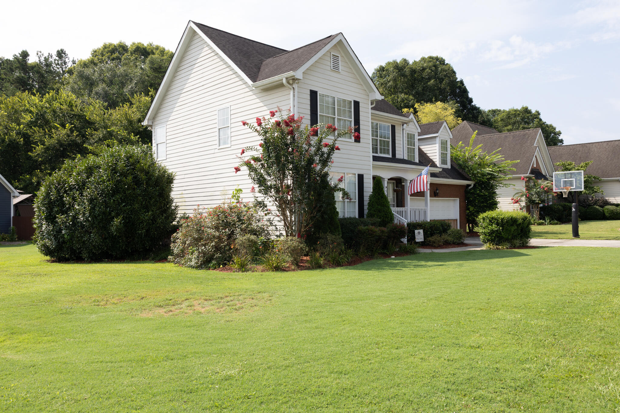 5882 Crooked Creek Drive