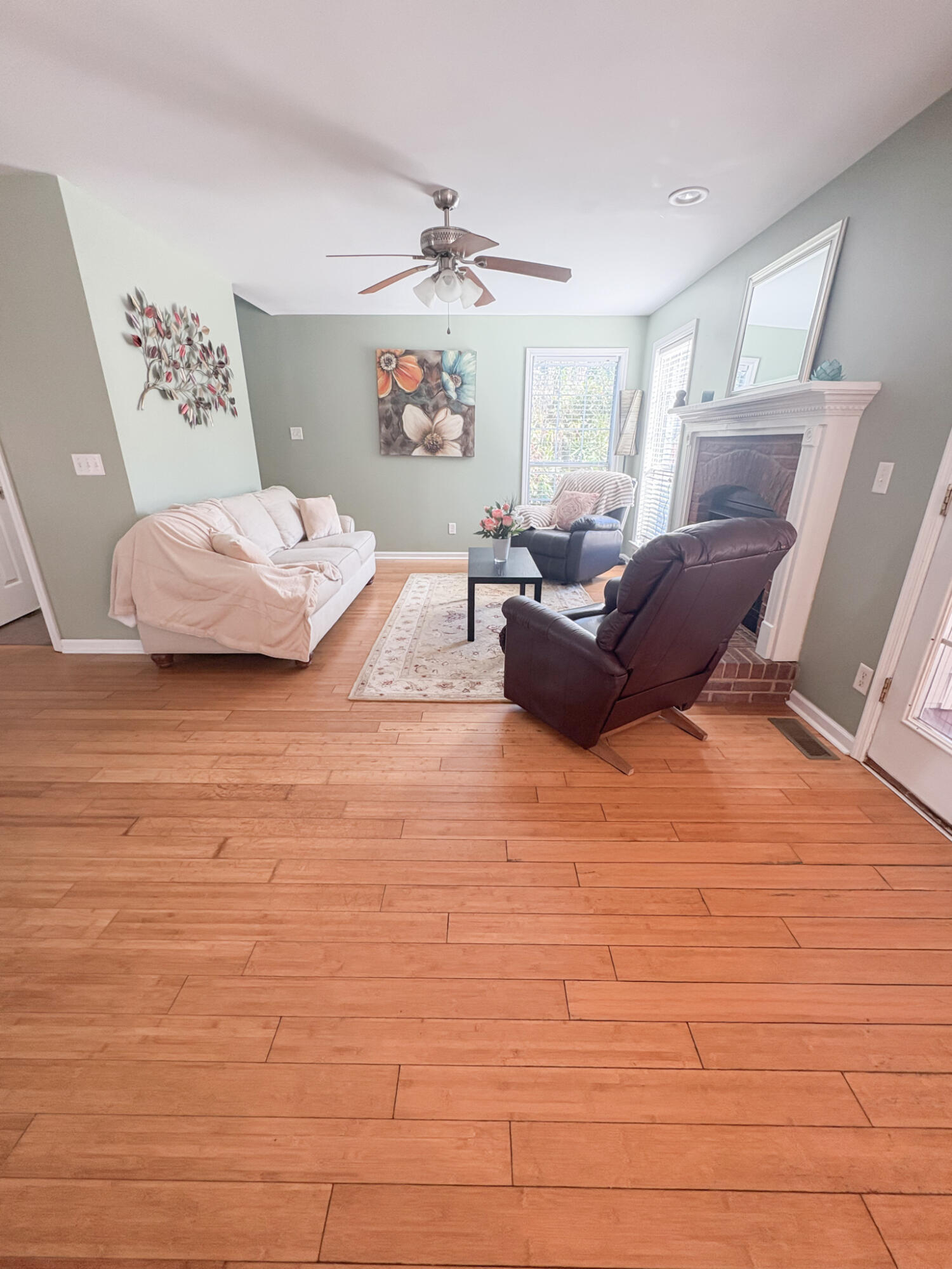 5882 Crooked Creek Drive