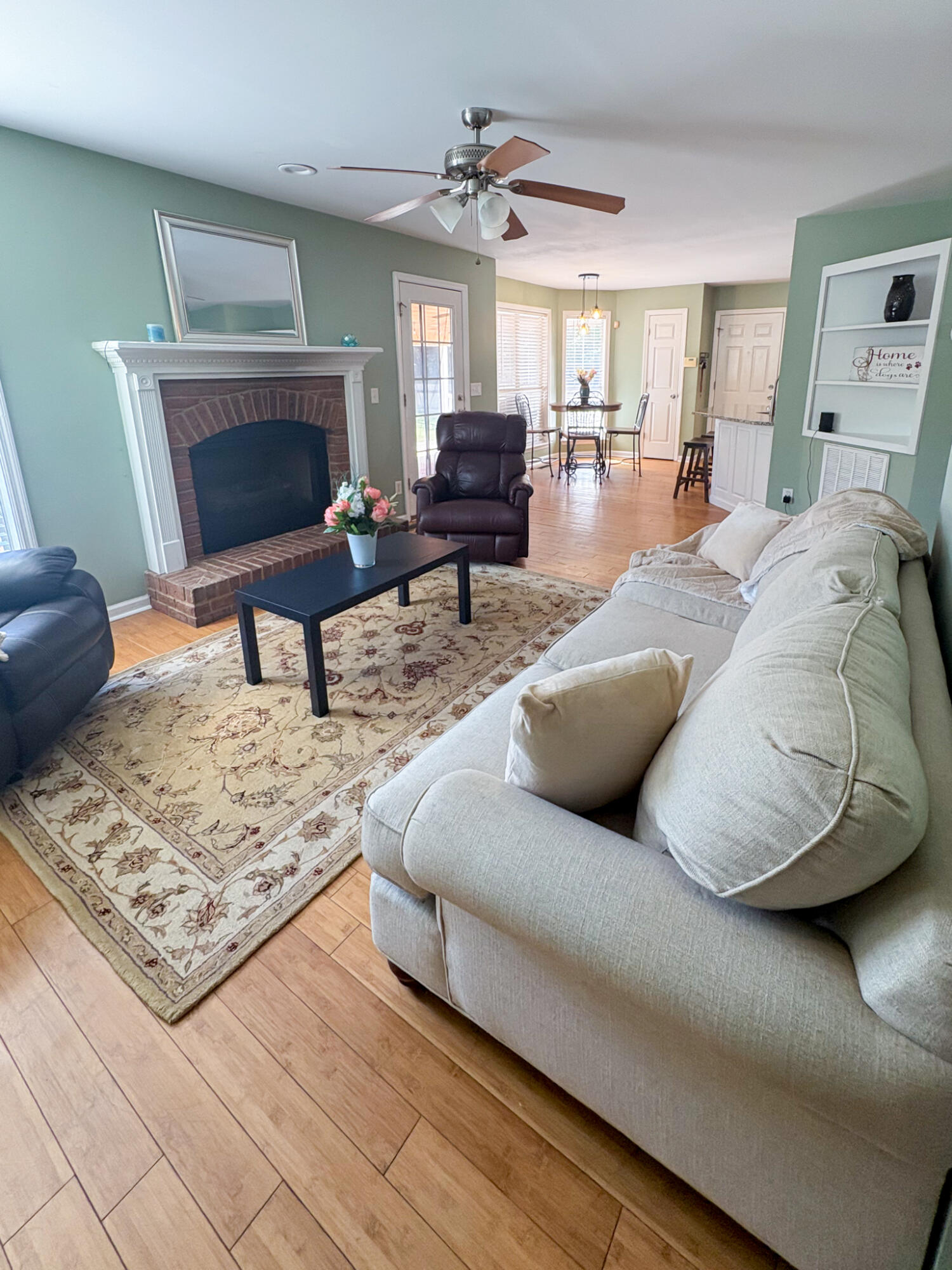 5882 Crooked Creek Drive